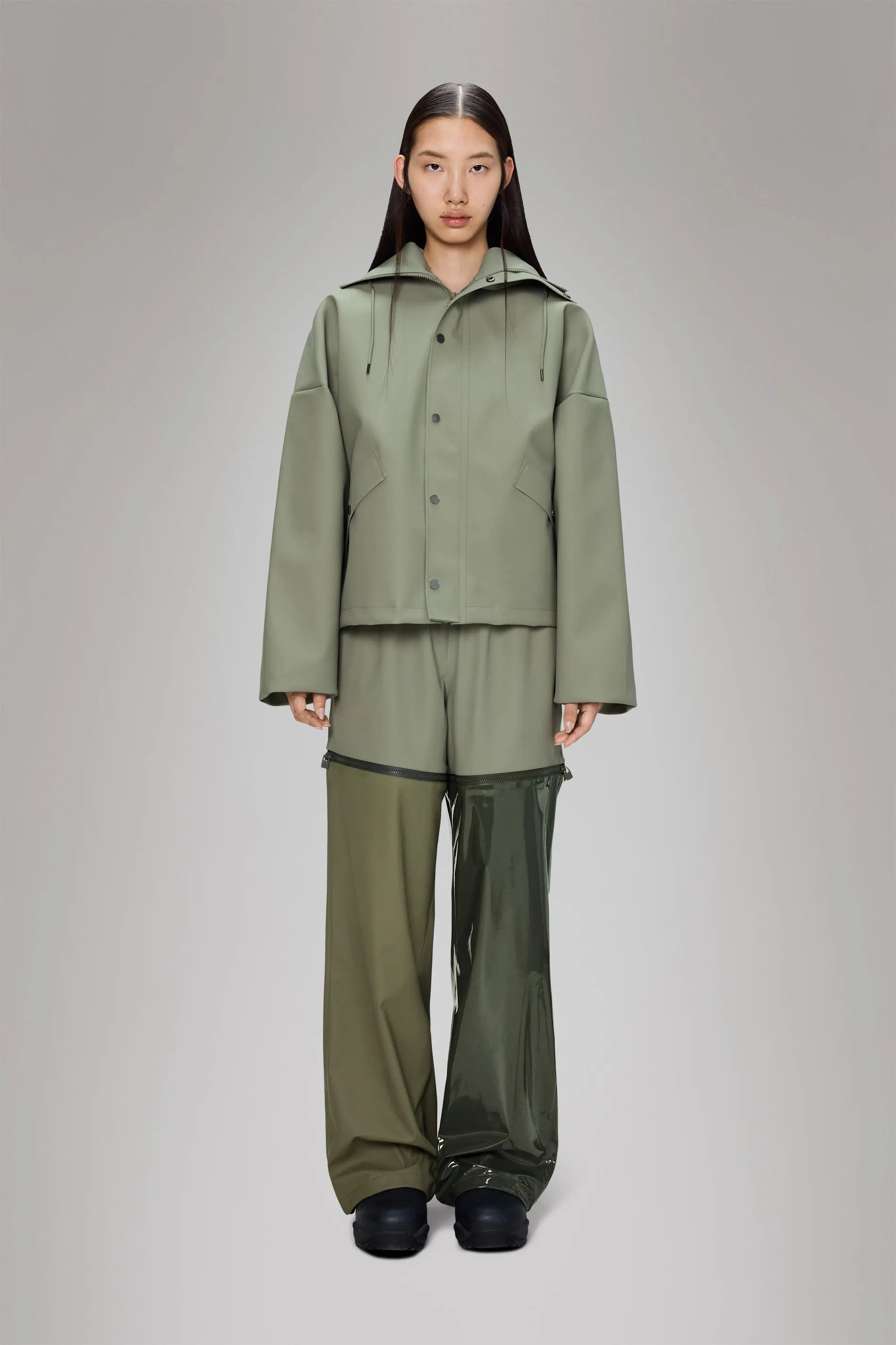 Bonded Seam Technology Vision Rain Jacket Short