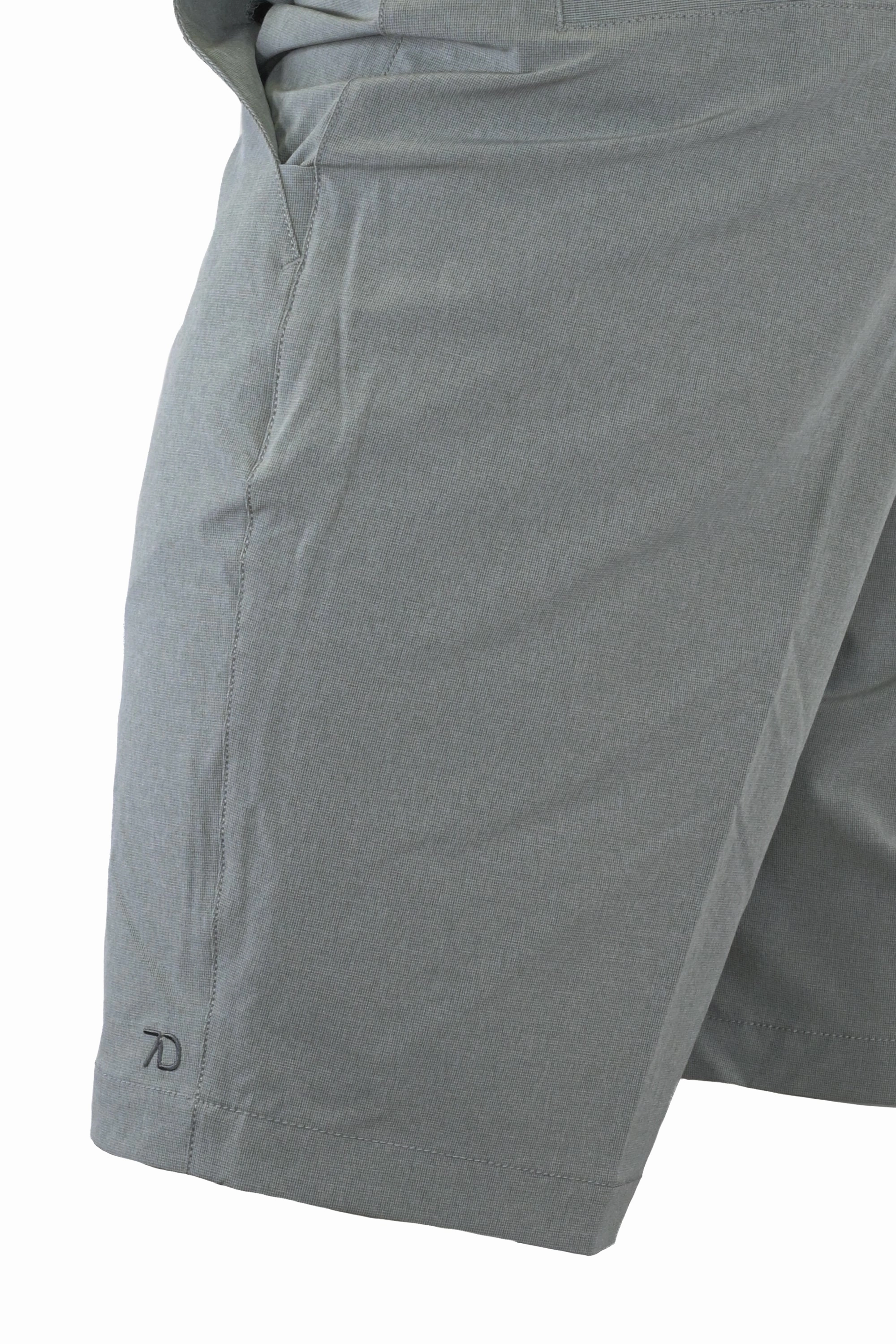 Double Layered Hem Sun Protection 7 Diamonds Momentum Hybrid Shorts