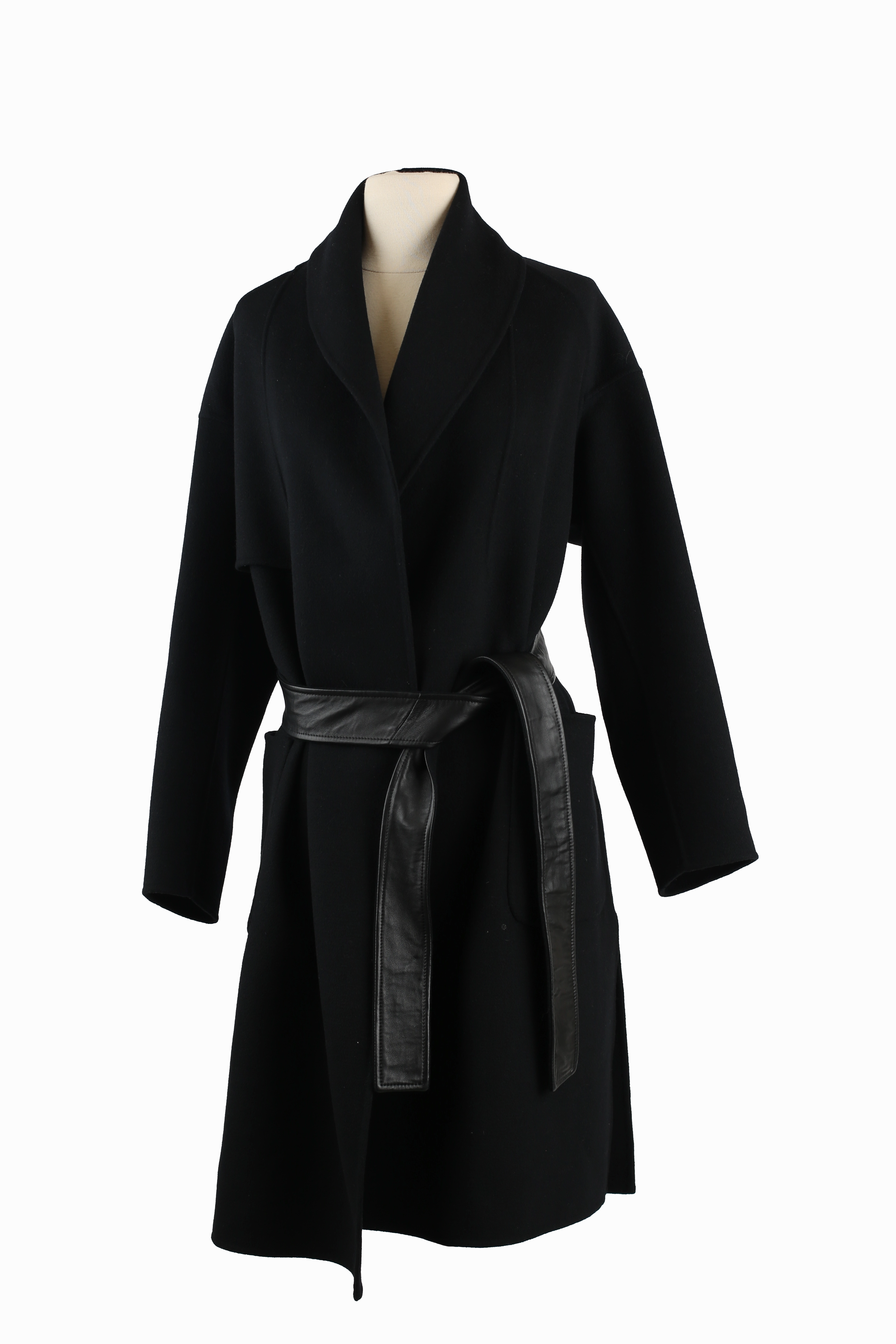 NoiseReduciting Fabric Sleek Layer Fit Thalia Wool Belted Wrap Coat