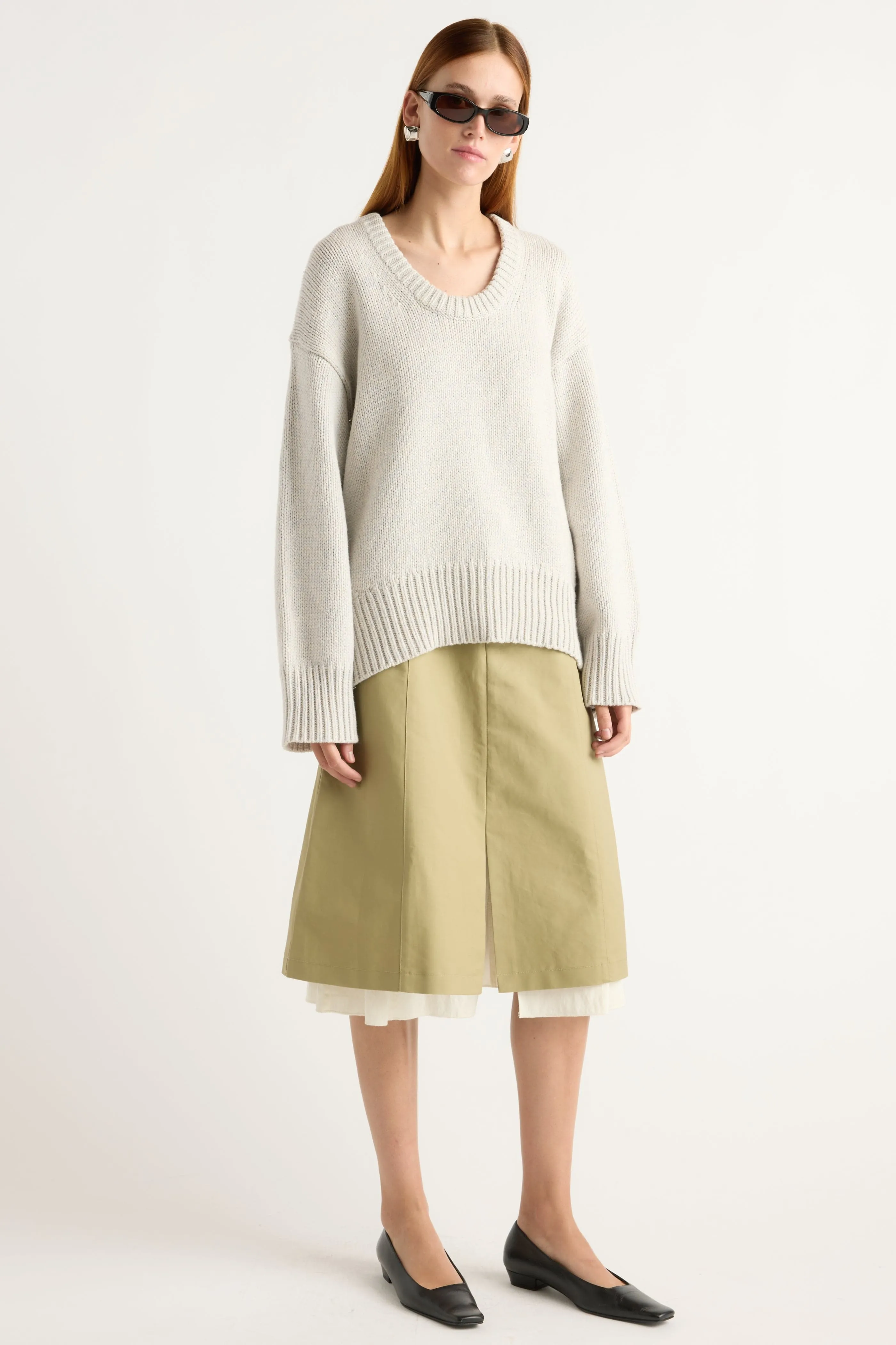 Archie Deep U-Neck Sweater Knit Design Winter-Ready Knit