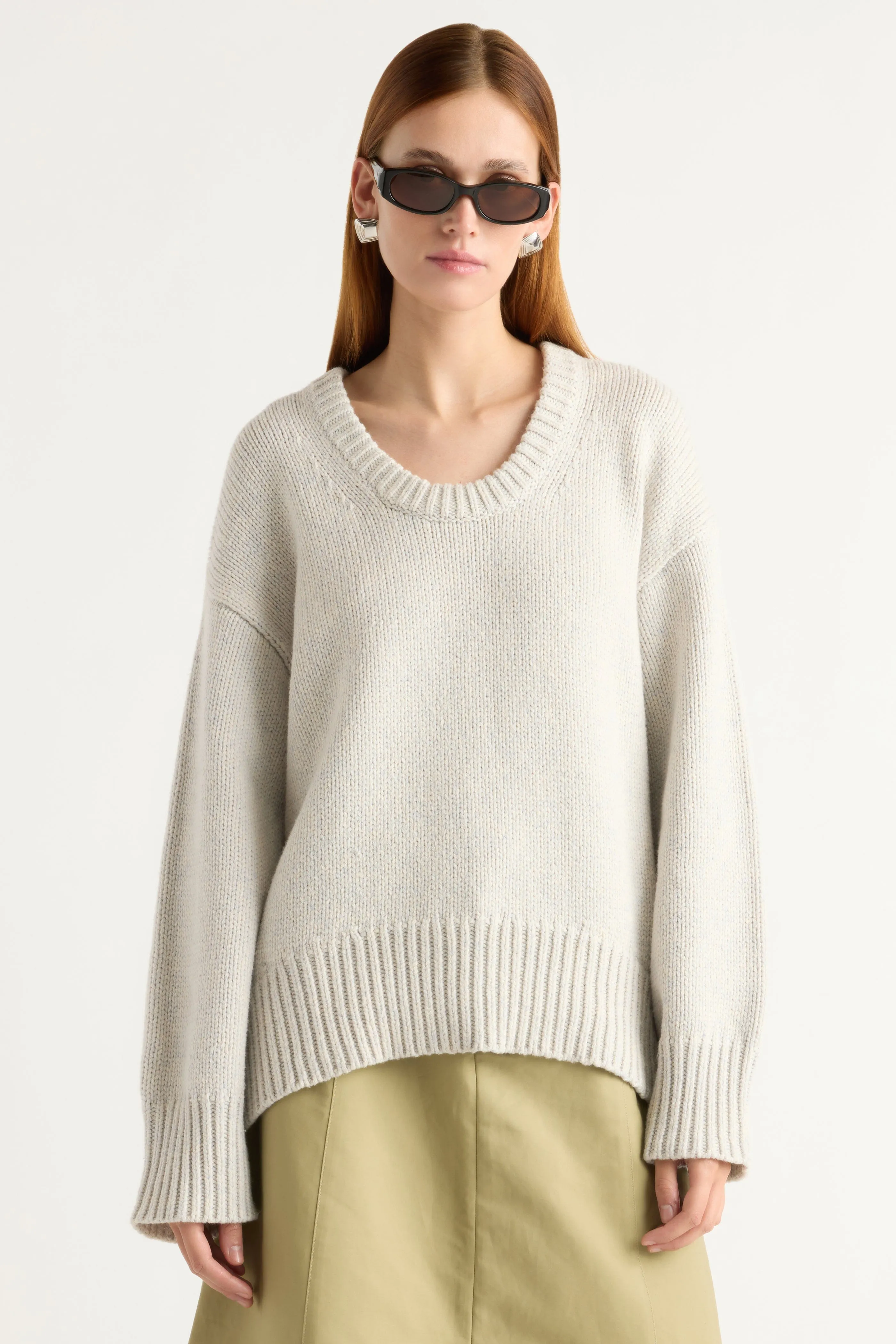 Anti Pilling Surface Archie Deep U-Neck Sweater