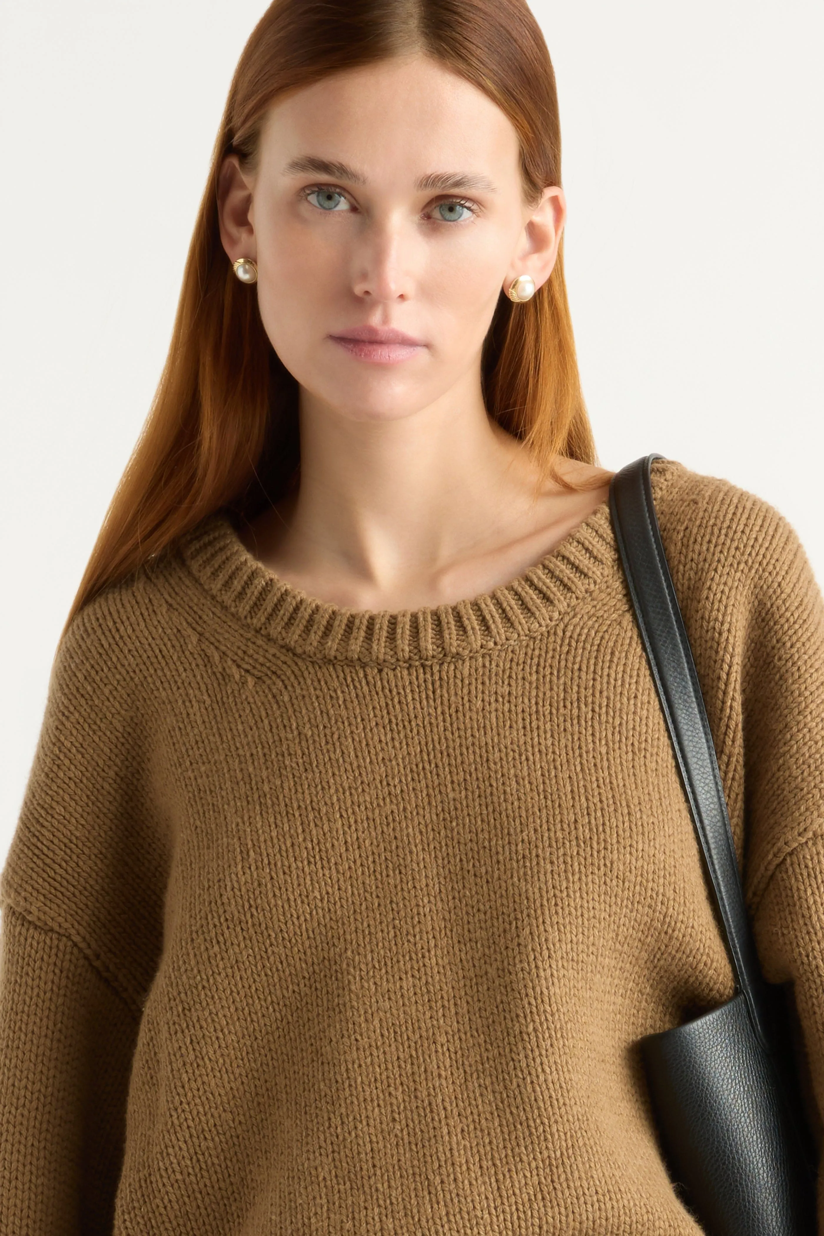 Knitwear Essential Archie Deep U-Neck Sweater