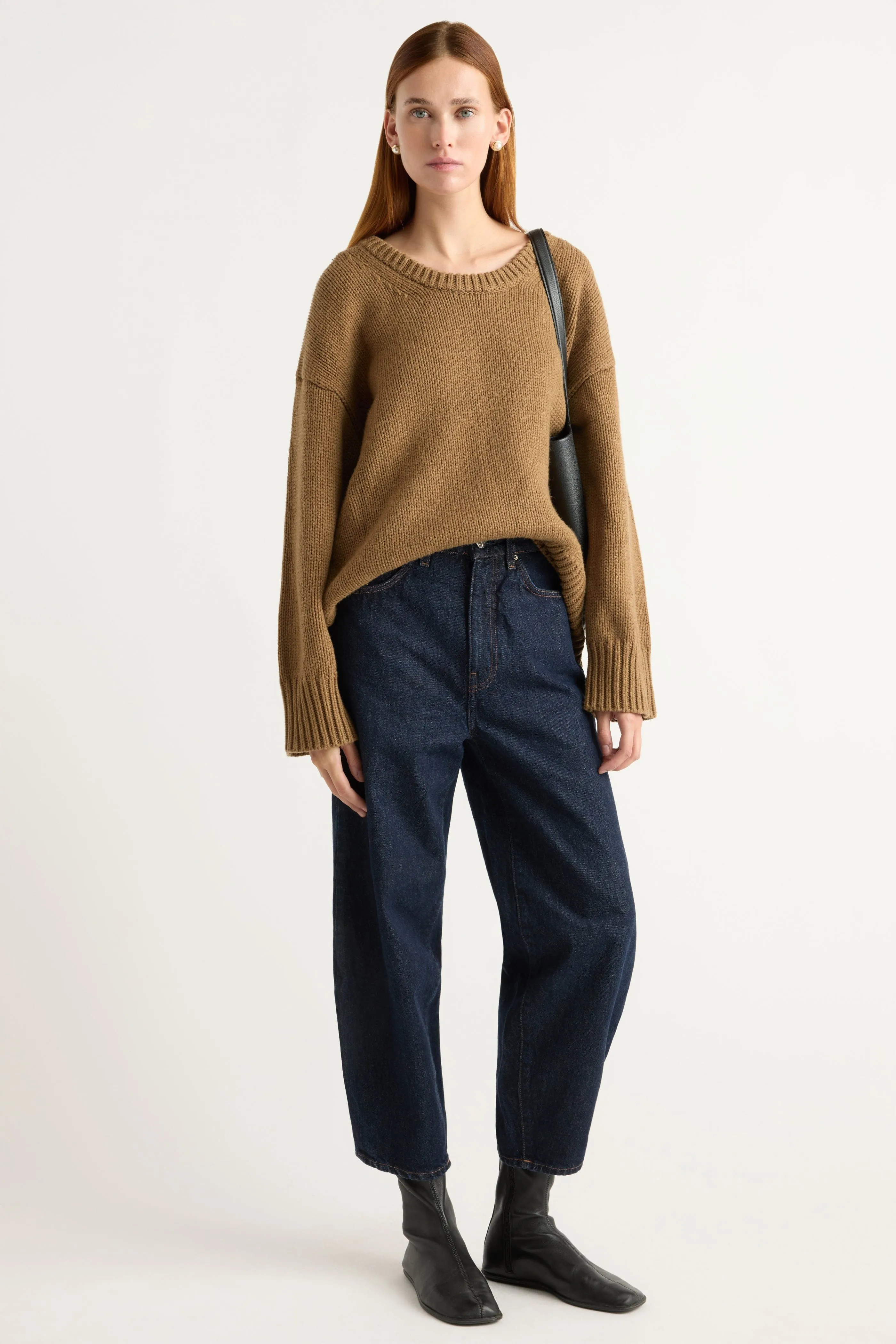 Active Wear Archie Deep U-Neck Sweater