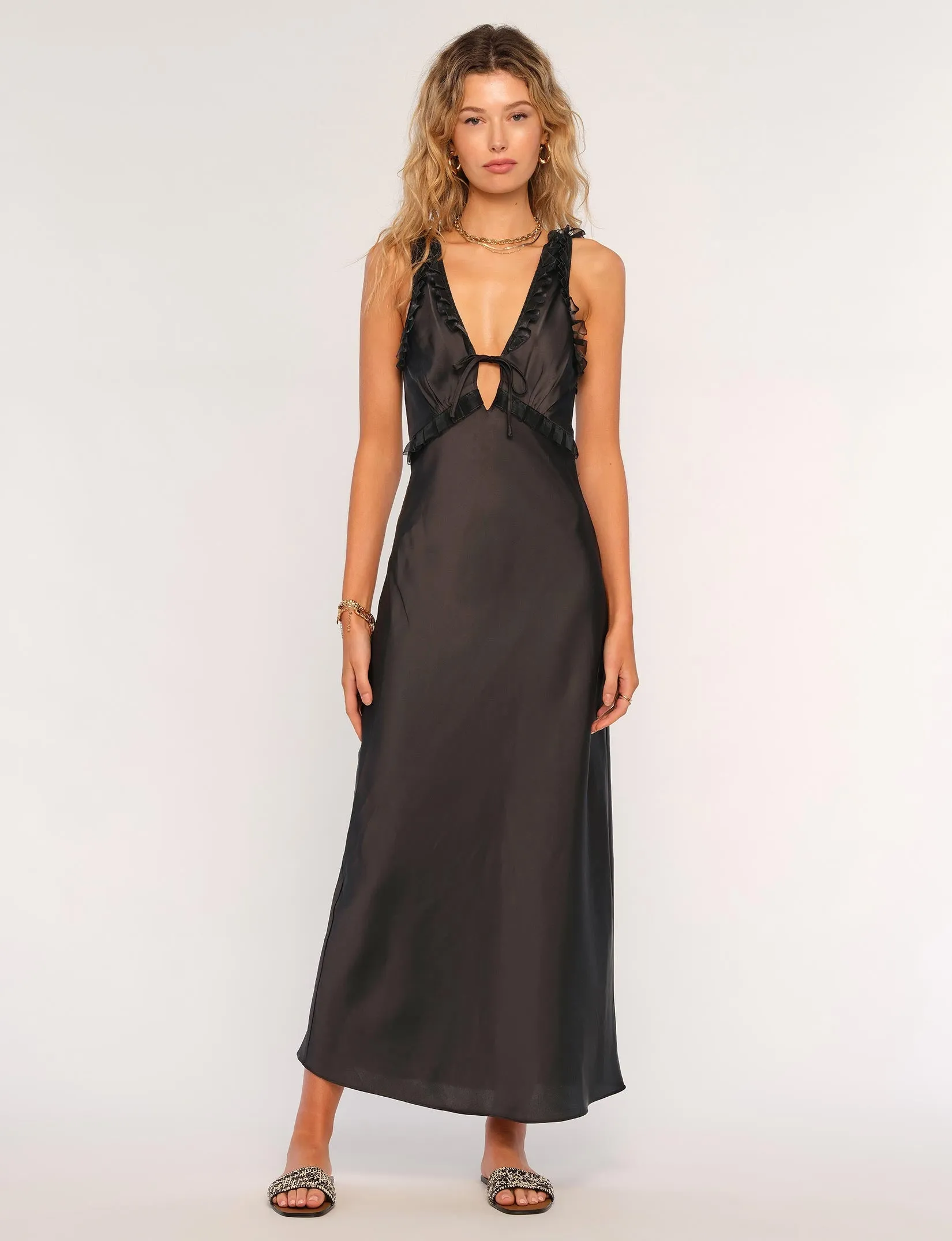 Arlington Dress Vibe Style