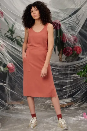 Aisha Dress Sleek Draping Relaxed Movement