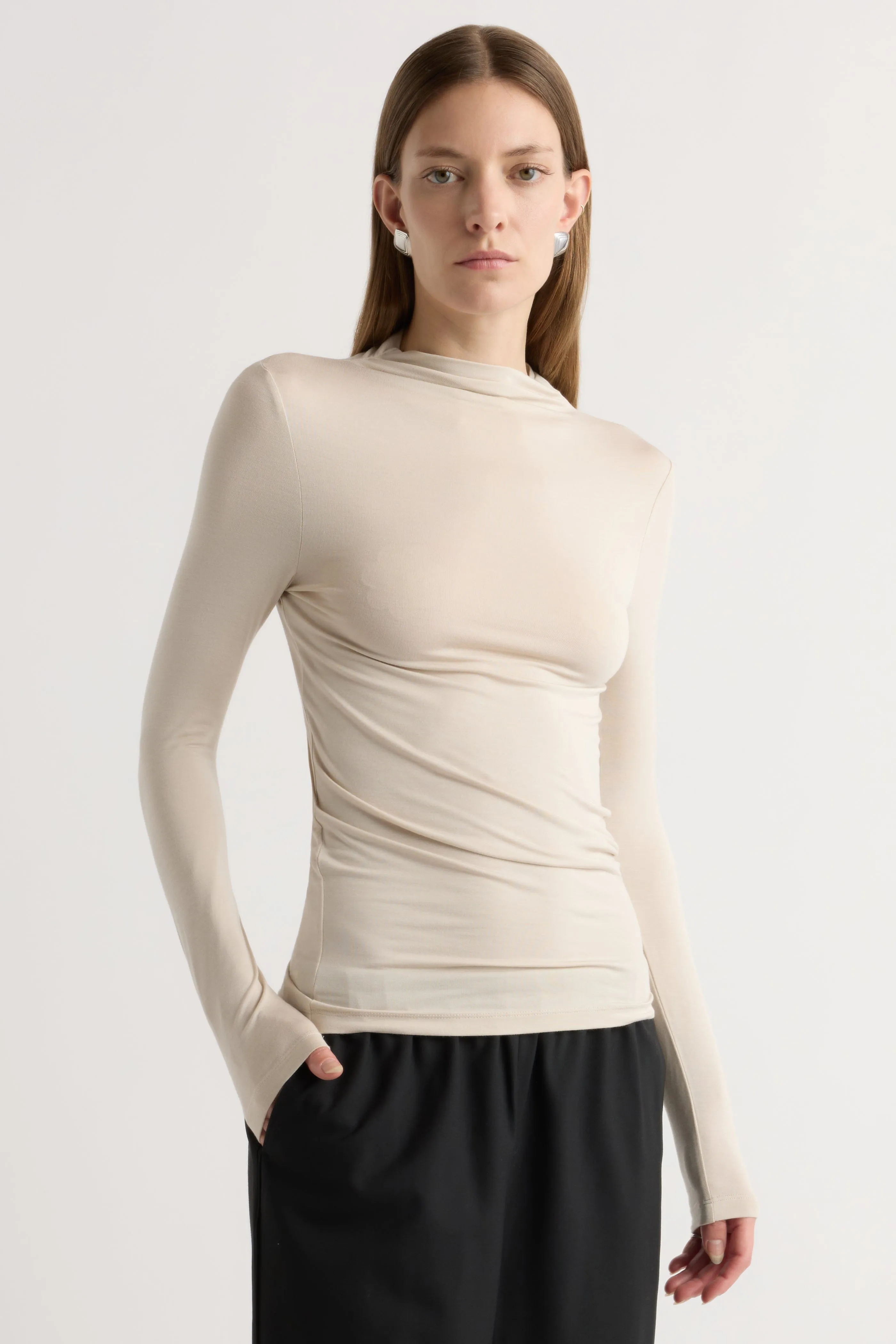 Ava Mock-Neck Long-Sleeve Tee SeamlessSidePanels Light Trend