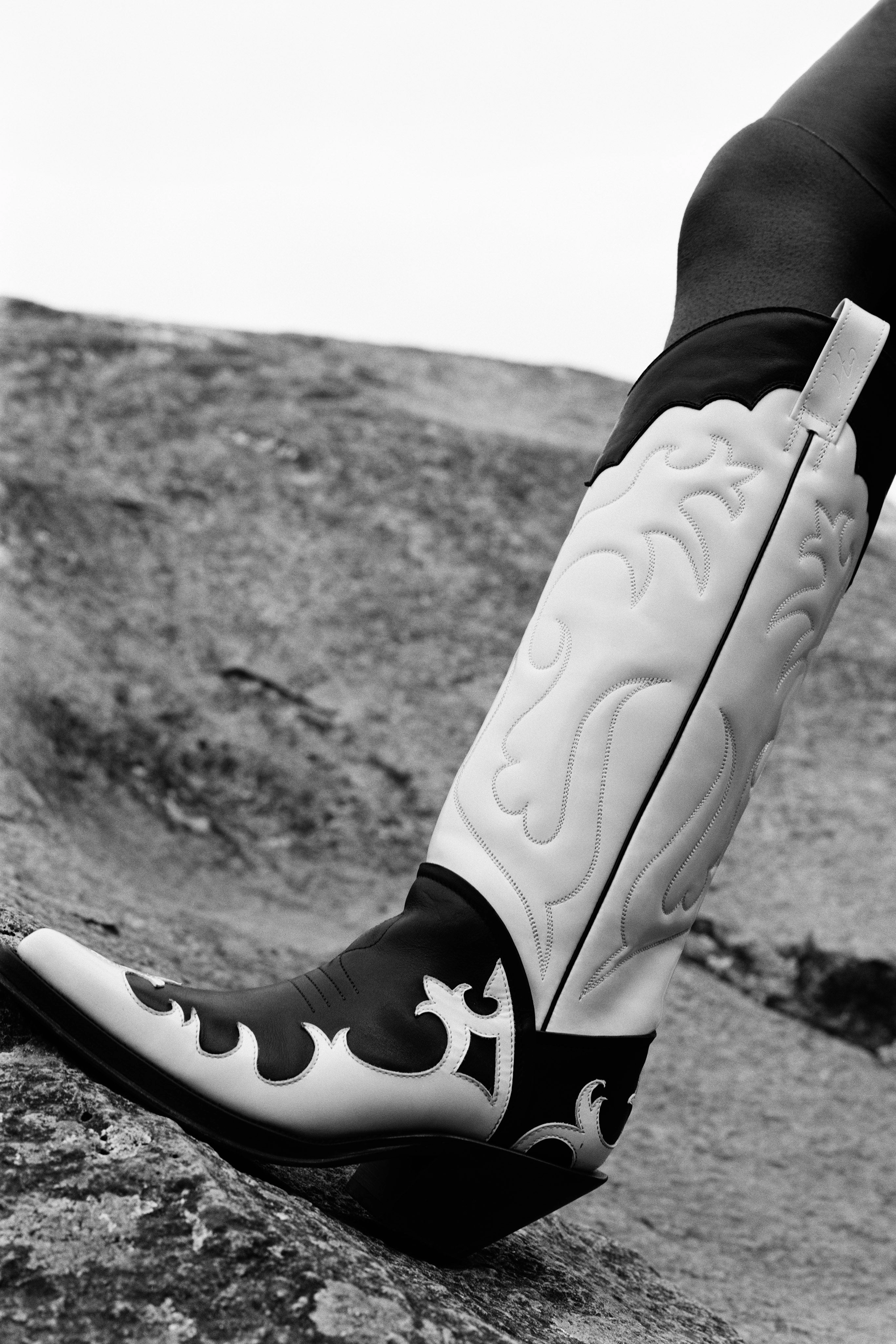 Capitana Cowboy Boot in White & Black Pearlized Leather Elastic Material
