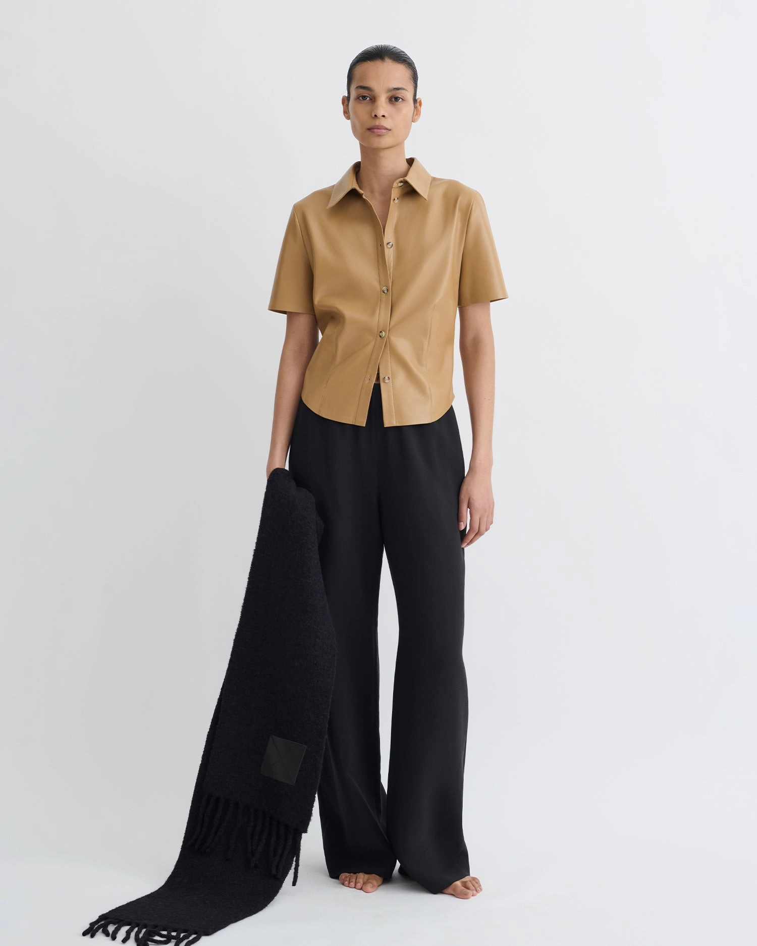 Clare - Okobor?Alt-Leather Shirt - Oak Non-irritating