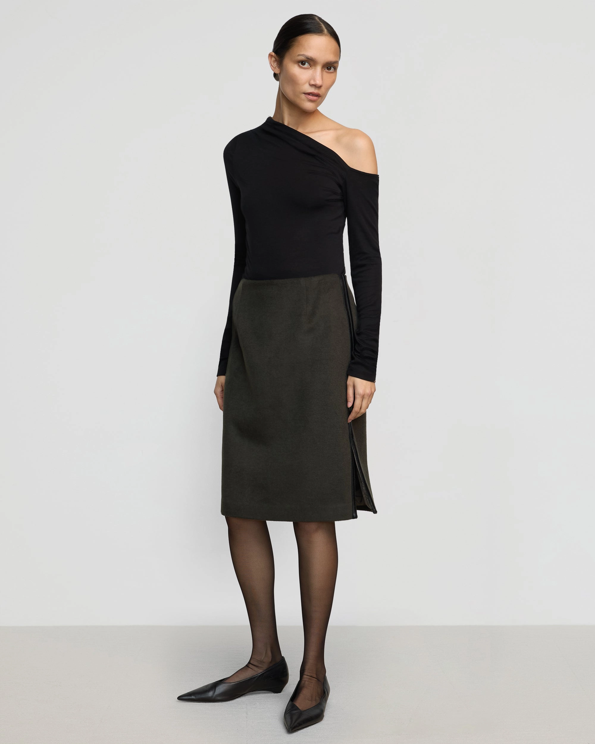Versatile Fit Colette Contrast Leather-Trim Skirt