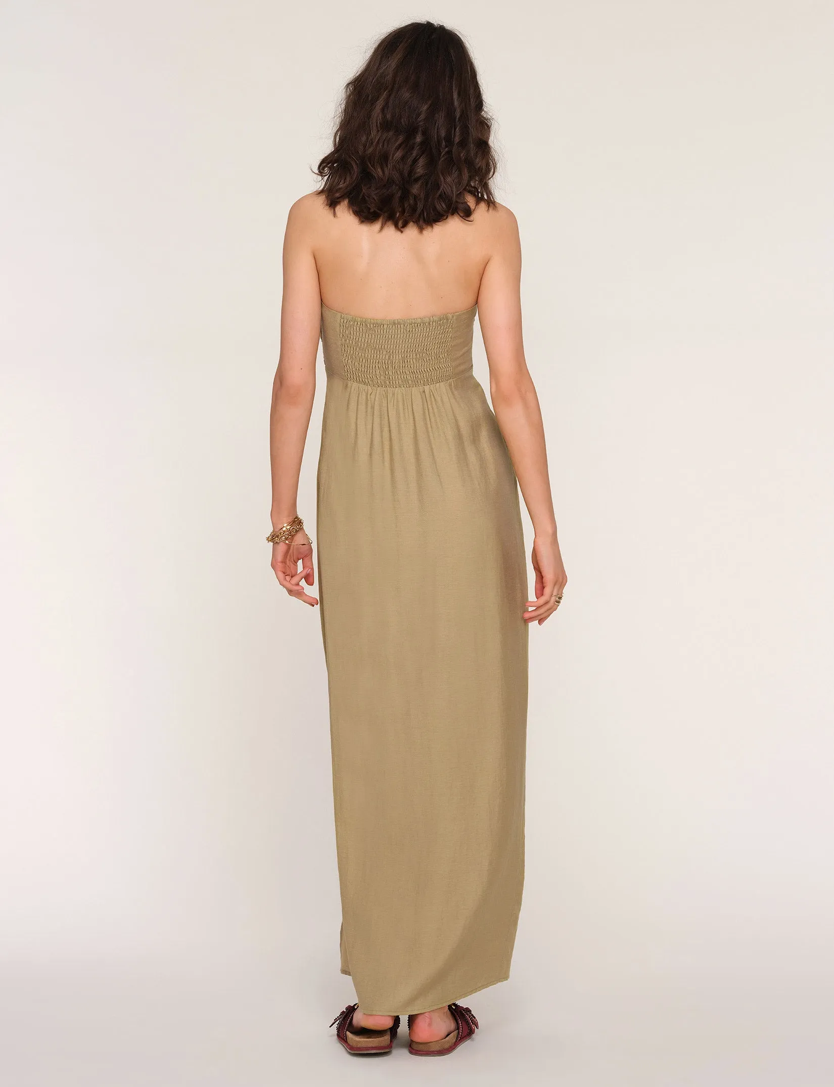 Dovi Dress Clean Fit Elegant holiday wear