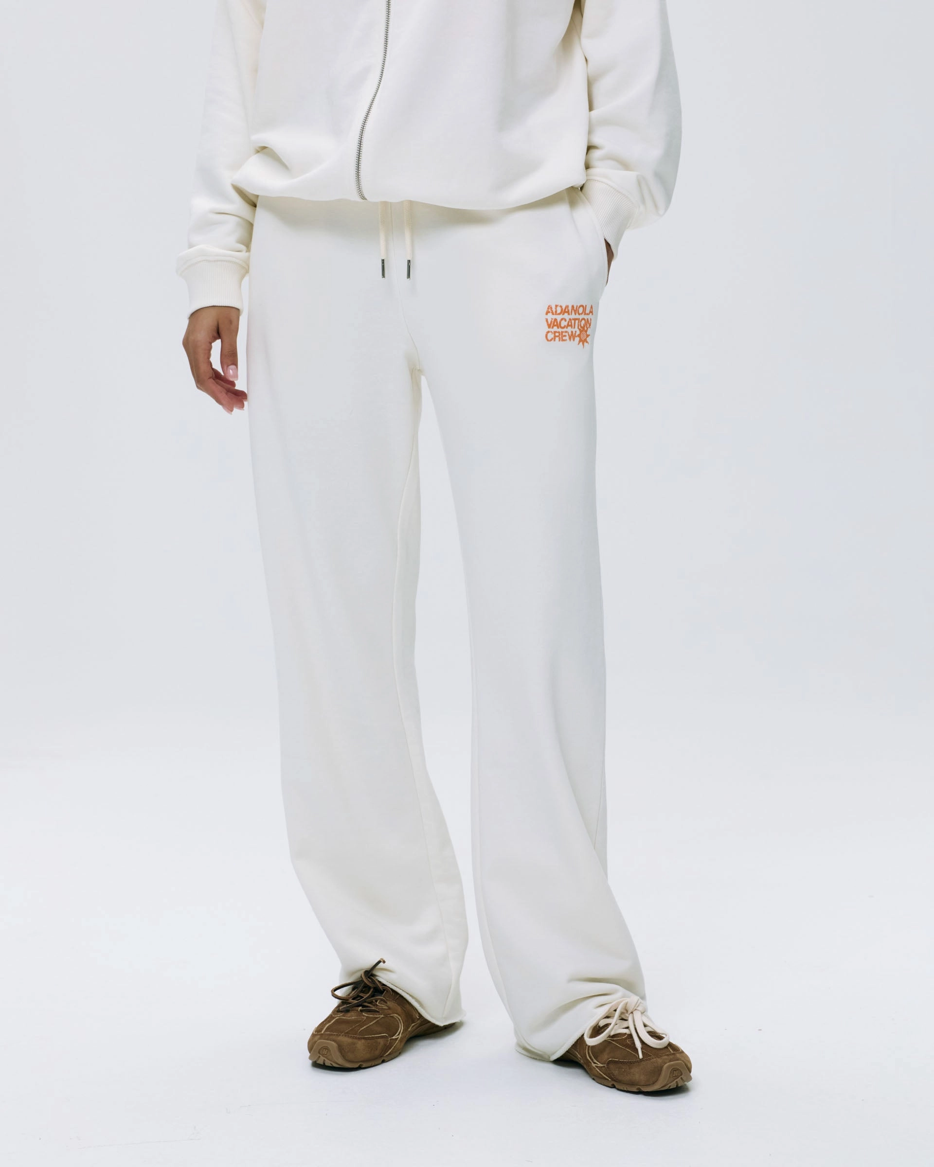 Practical Wear Secure Cuff Design Vacation Raw Hem Straight Leg Sweatpants - Marshmallow White/Mango Orange