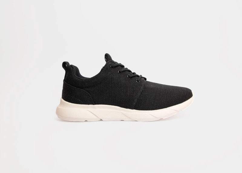 Stretchable Collar Design Slip Resistant Explorer V2 Sneaker in Black/White from 8000kicks