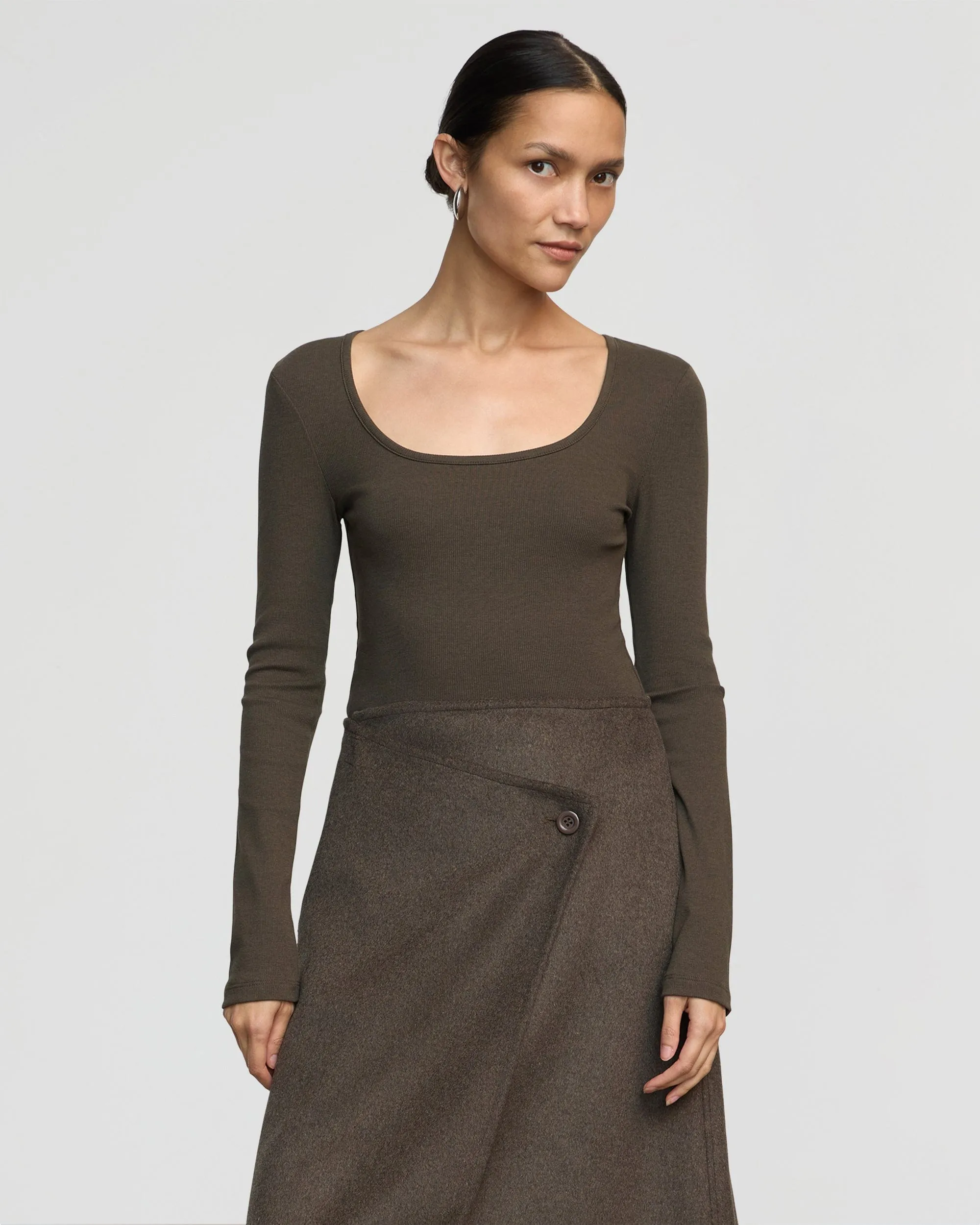 Rosa Ribbed Scoop-Neck Tee Low Profile Silhouette