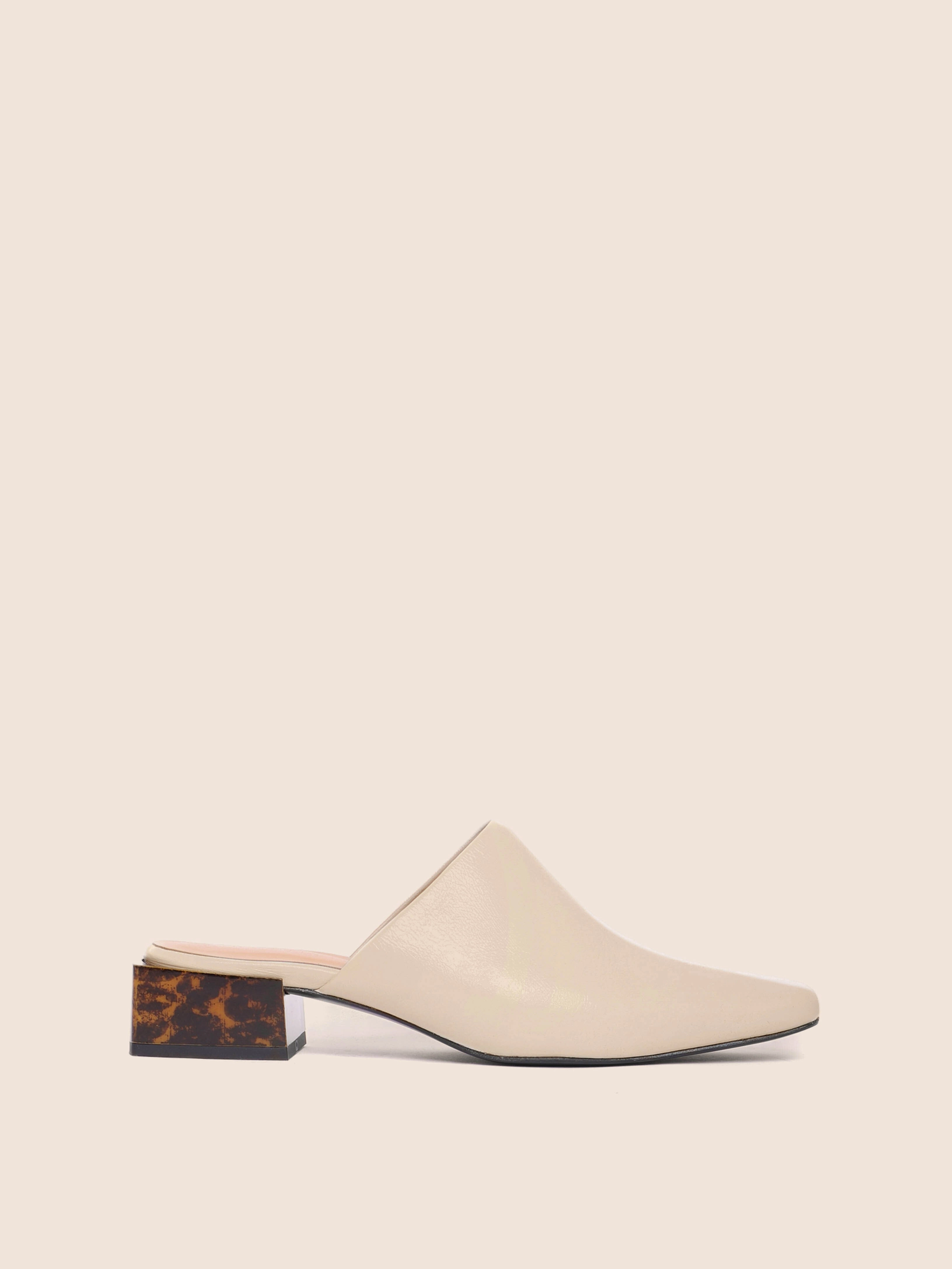 Navio Buttermilk Mule Club Ready Arch support