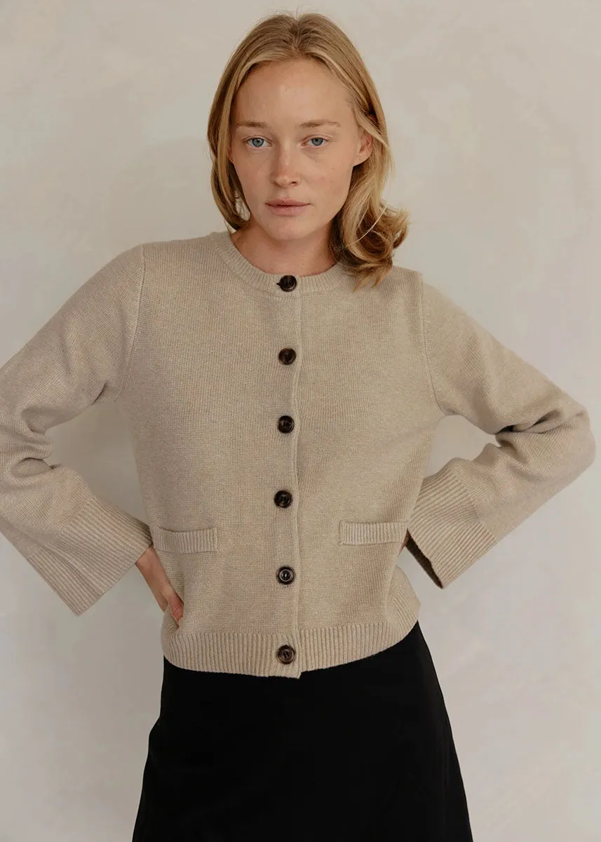 The Tyler Cardigan - Oatmeal Soft And Comfortable Knit Wear