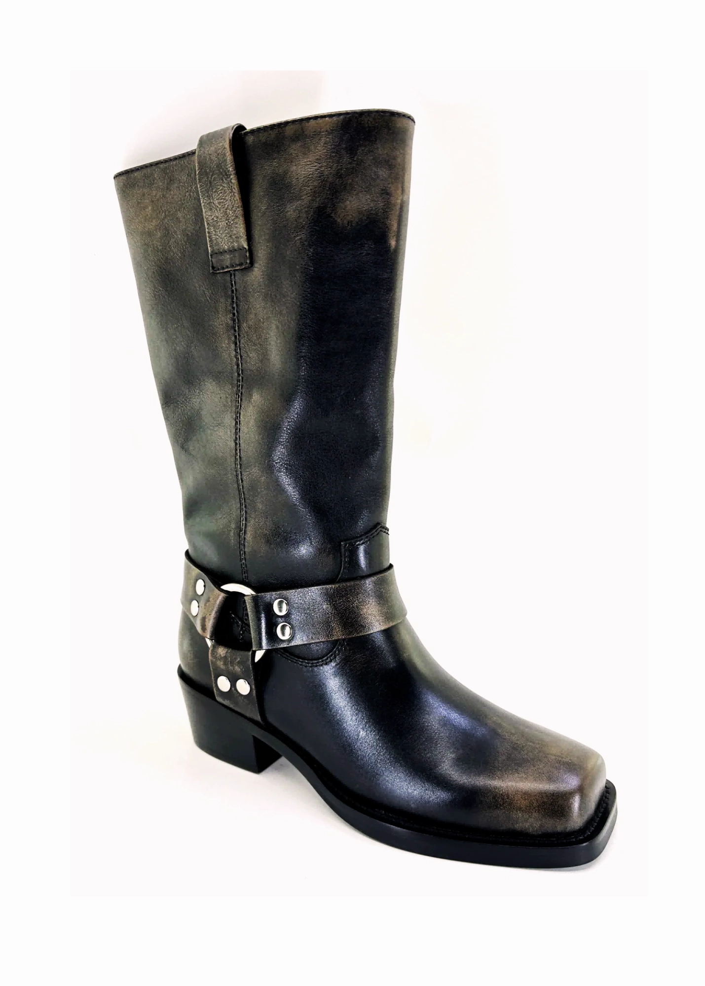Silent D Hervee Moto Boot All-Weather Design.