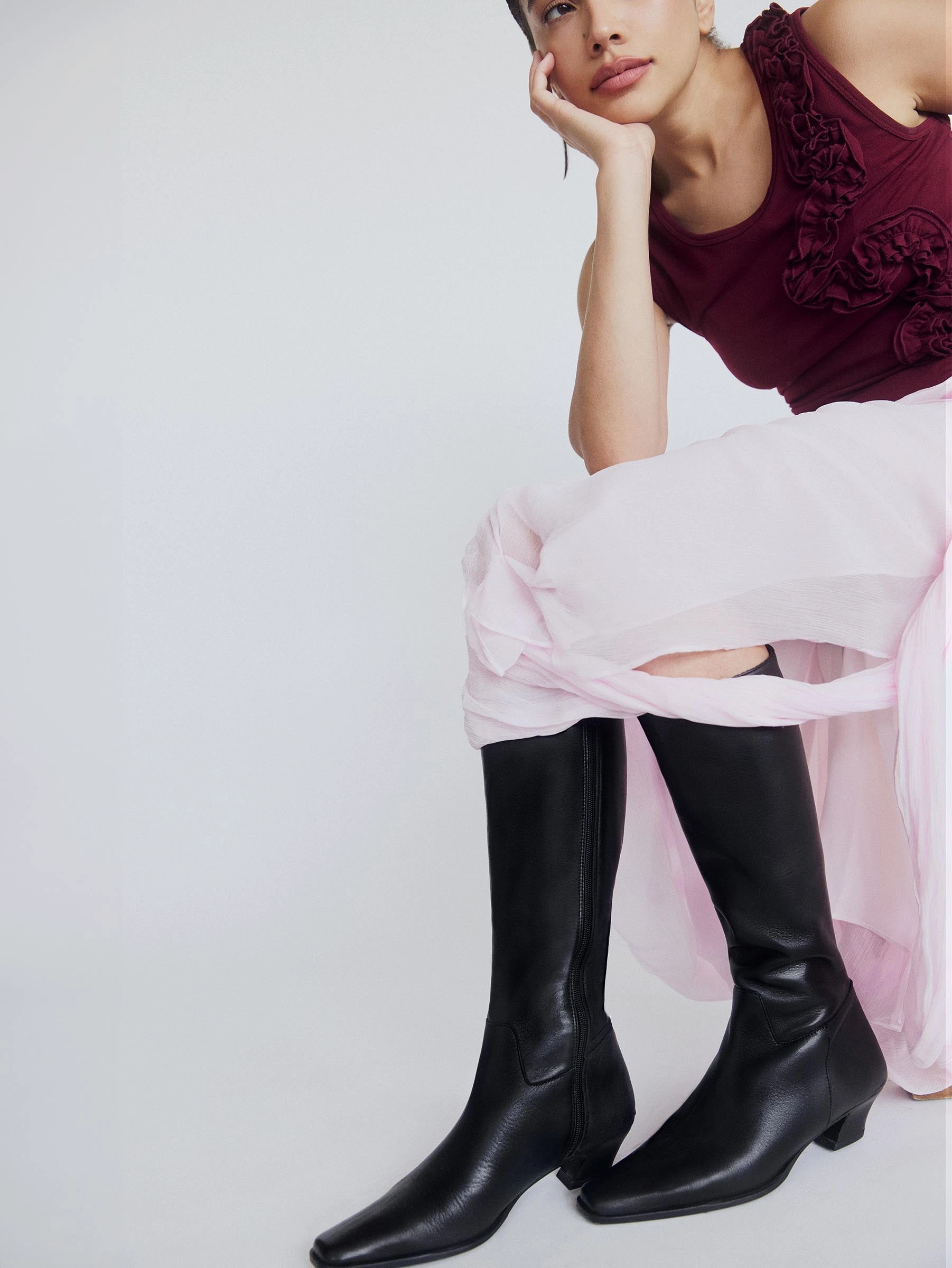 Wrinkle Resistant Elda Black Boot