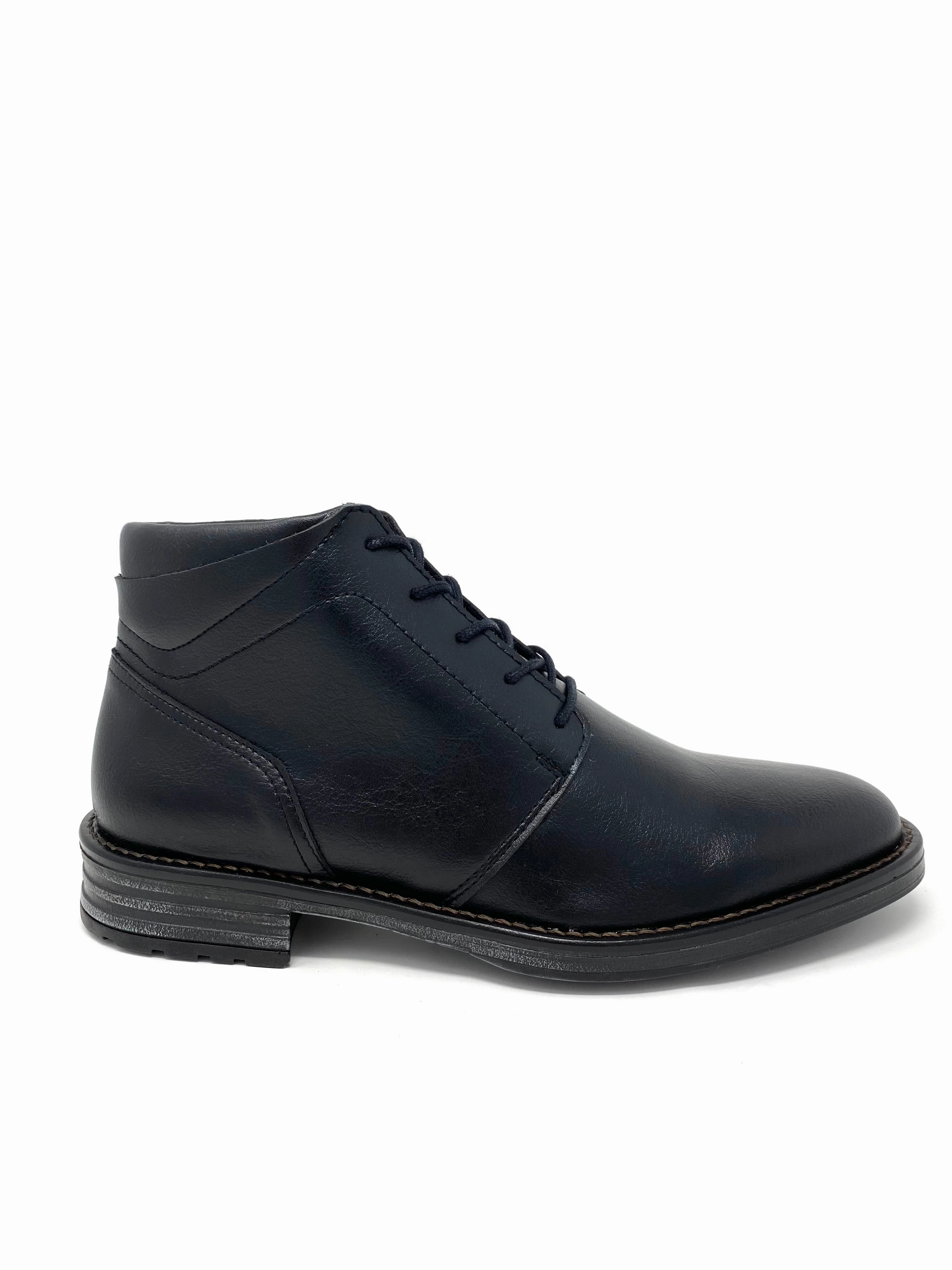 Stylish Footwear Fernando Boot in Black from Novacas