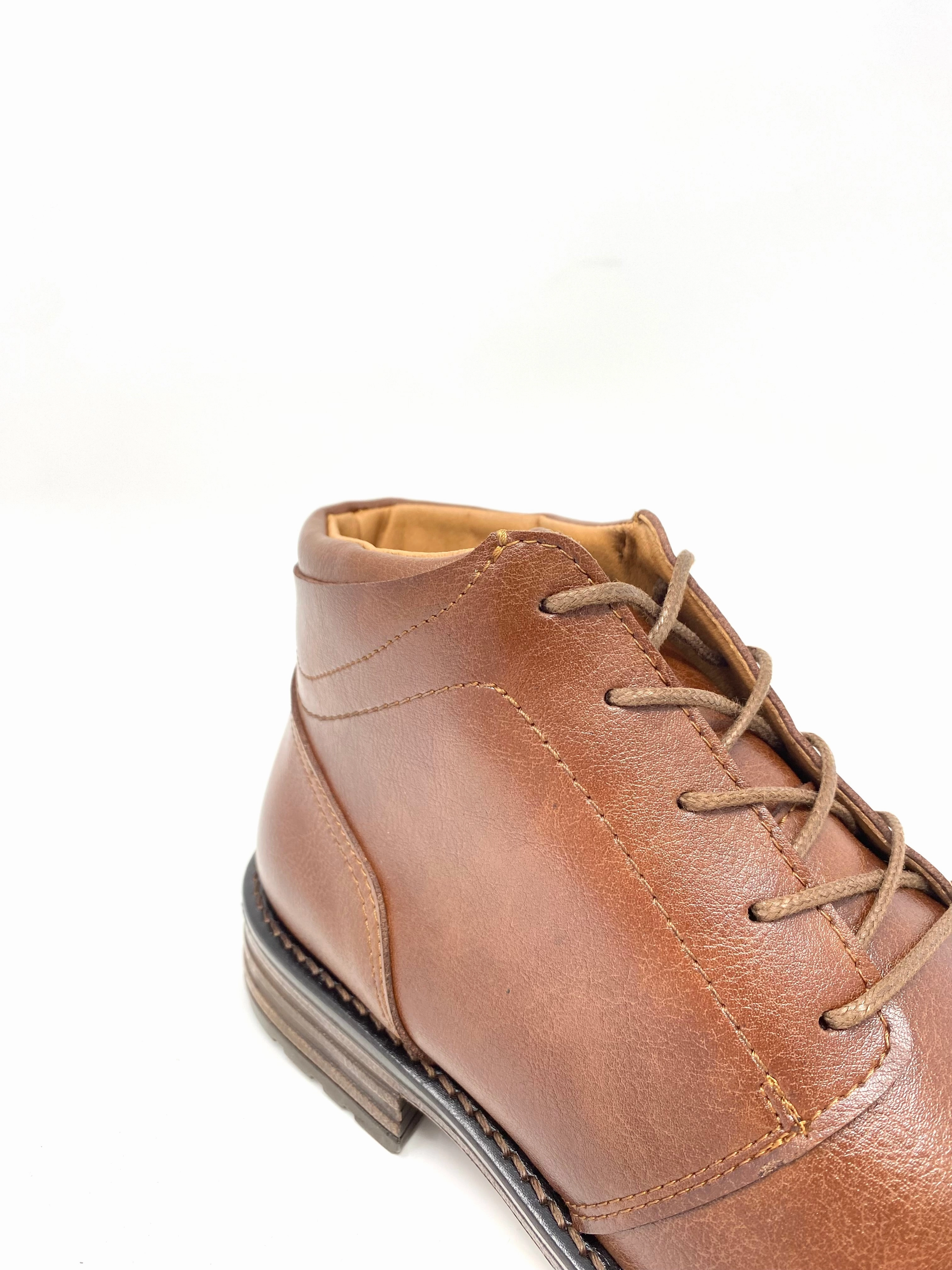 Fernando Boot in Tan from Novacas Quality craftsmanship All Weather Rural Traveler