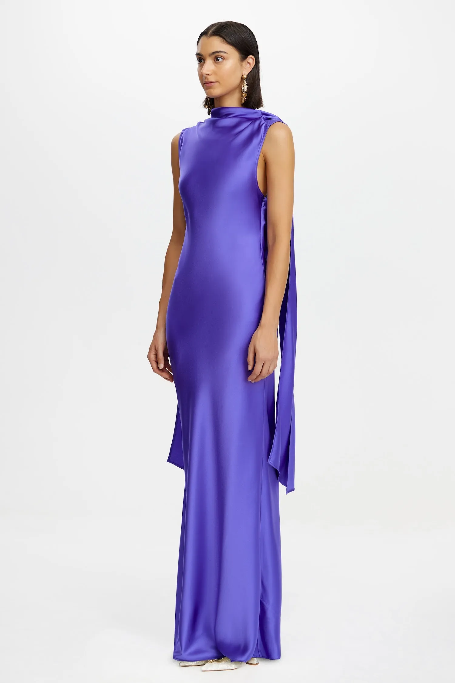 FLEEDEN MAXI DRESS Minimalist Layering
