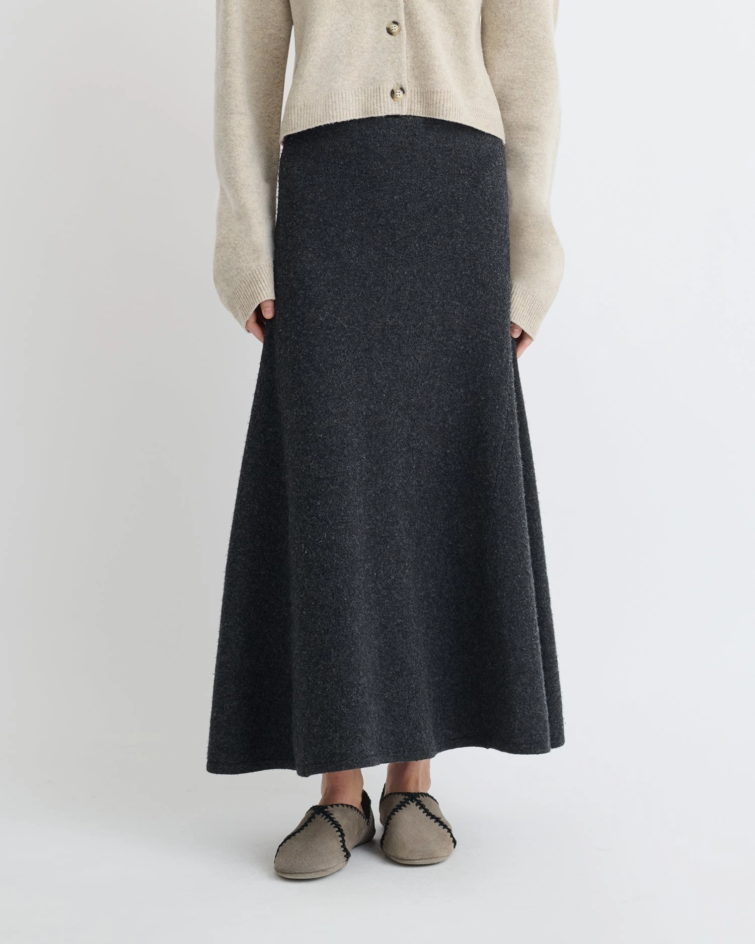Priel - Overwashed Merino Mid-Length Skirt - Charcoal Stretchy