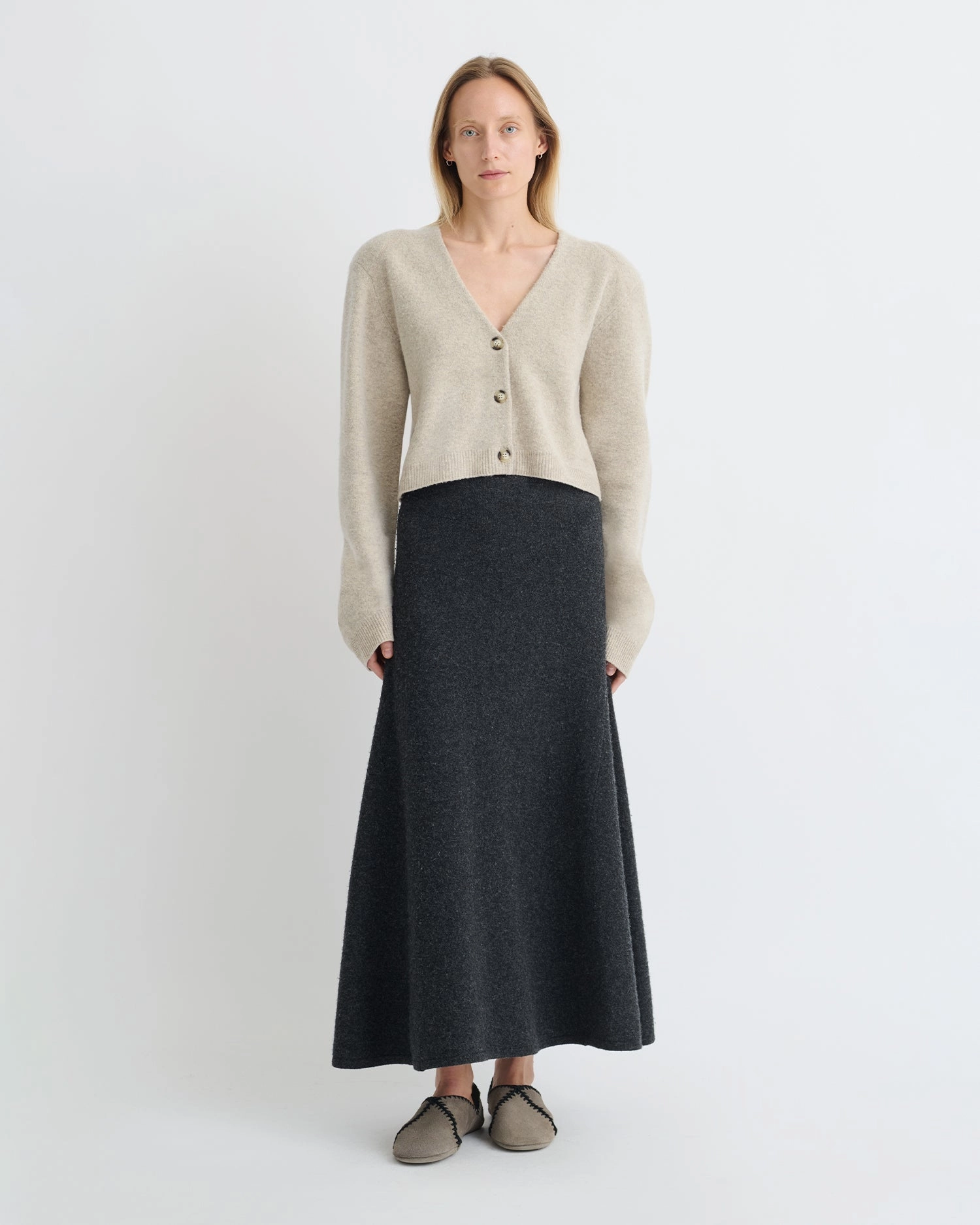 Priel - Overwashed Merino Mid-Length Skirt - Charcoal Smooth Layer