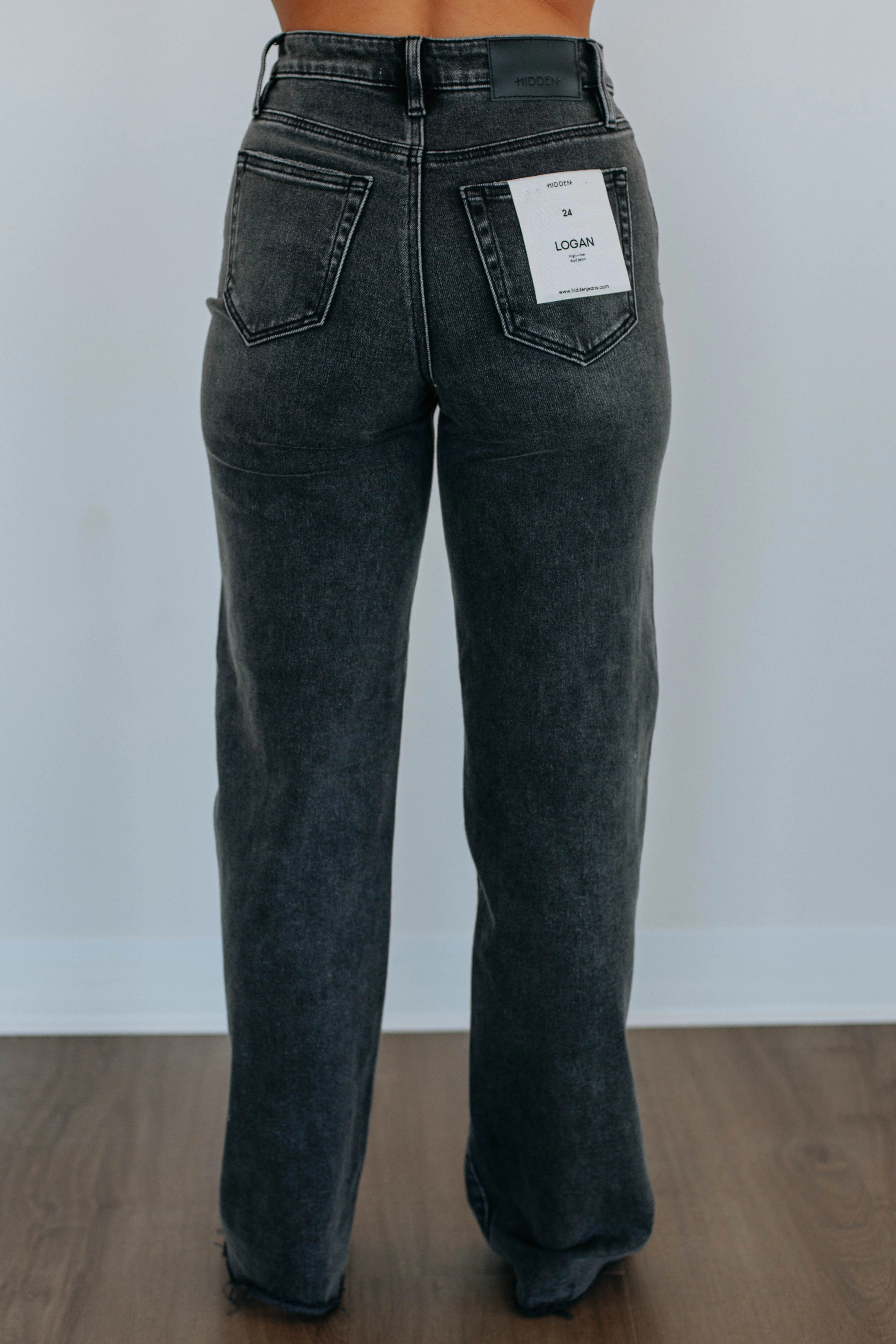 Relaxed Aesthetic Sanded Seam Comfort Logan Hidden Jeans - Vintage Black