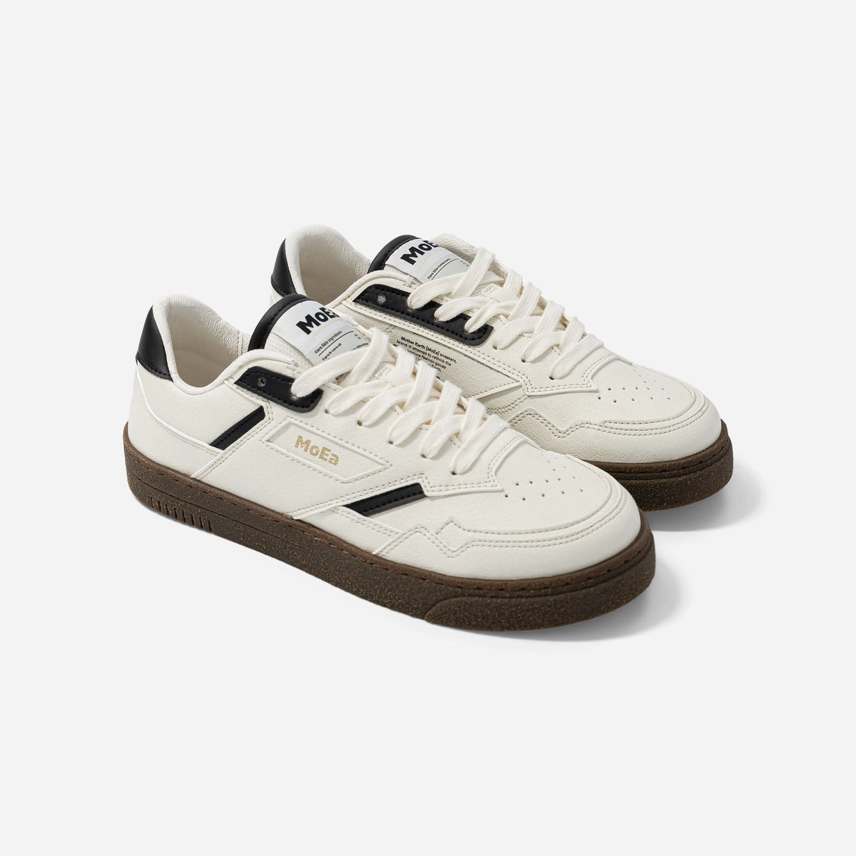 GEN9 Sneaker in White Black from MoEa Stitchless Construction Weightless Running Tech