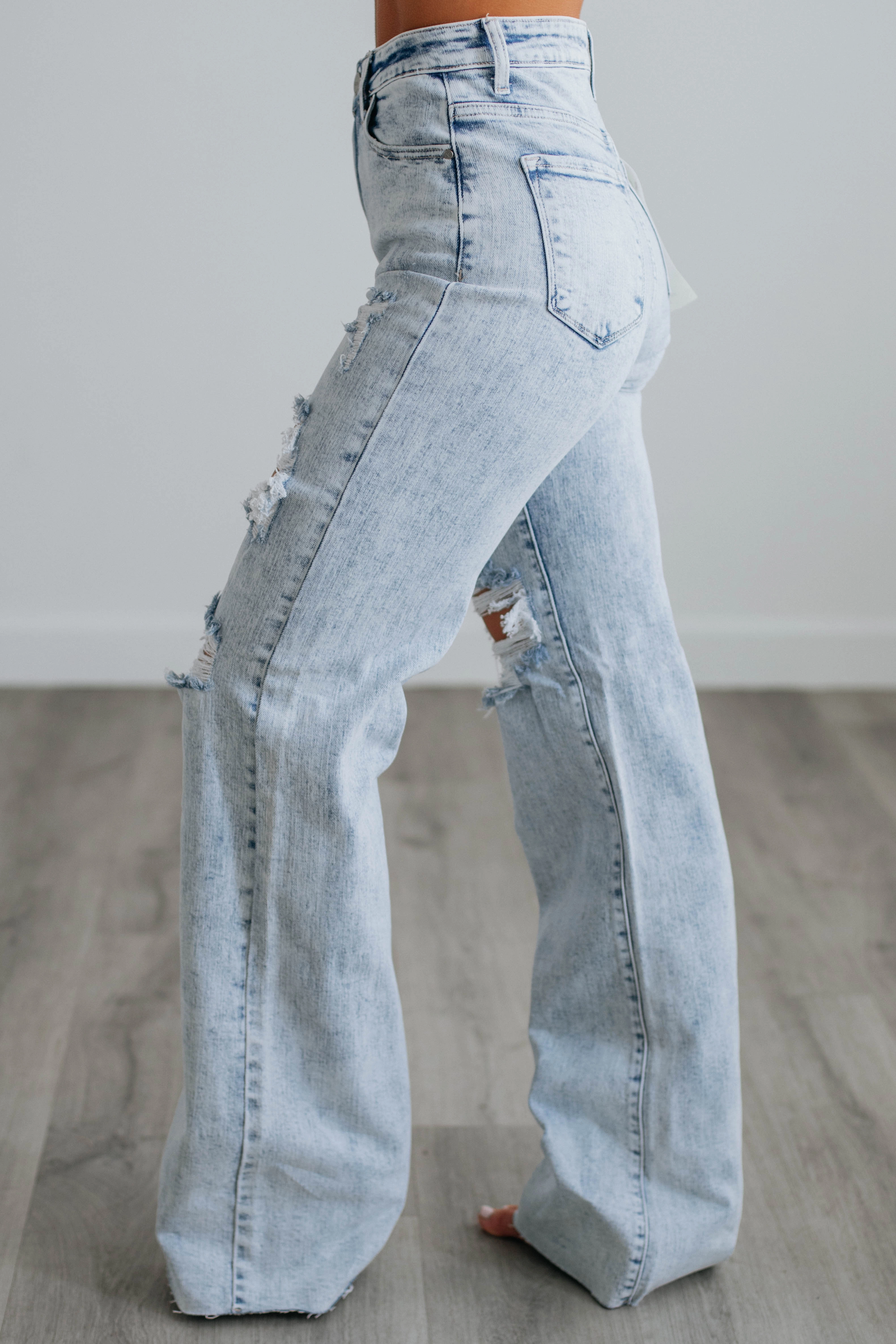 Georgia Risen Jeans - Light Wash Perfect Fit Design