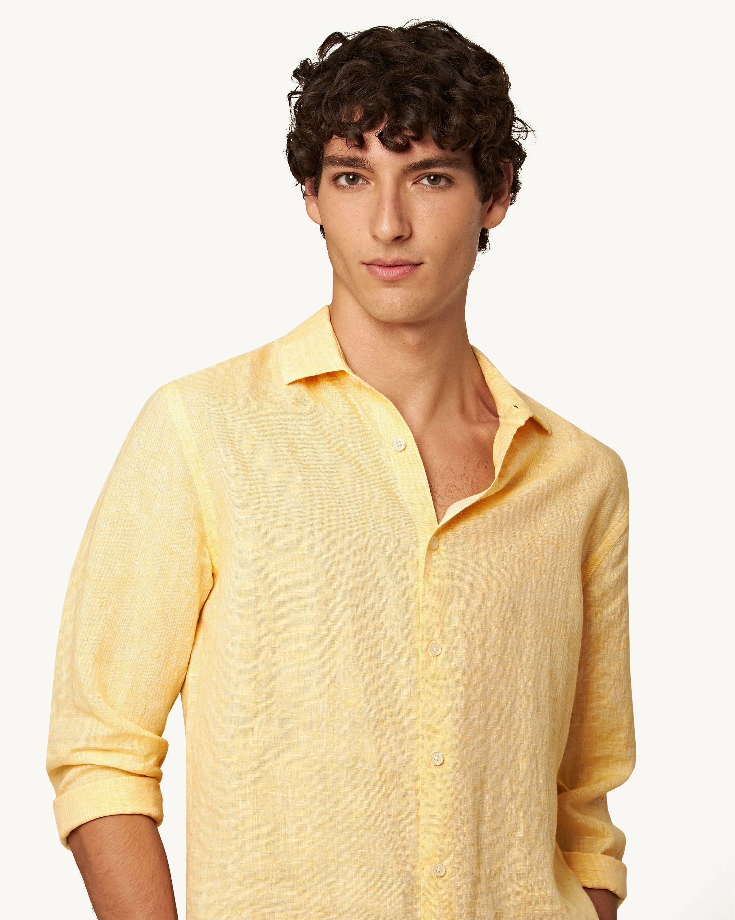 Giles Linen Creative Professional Daytime Look