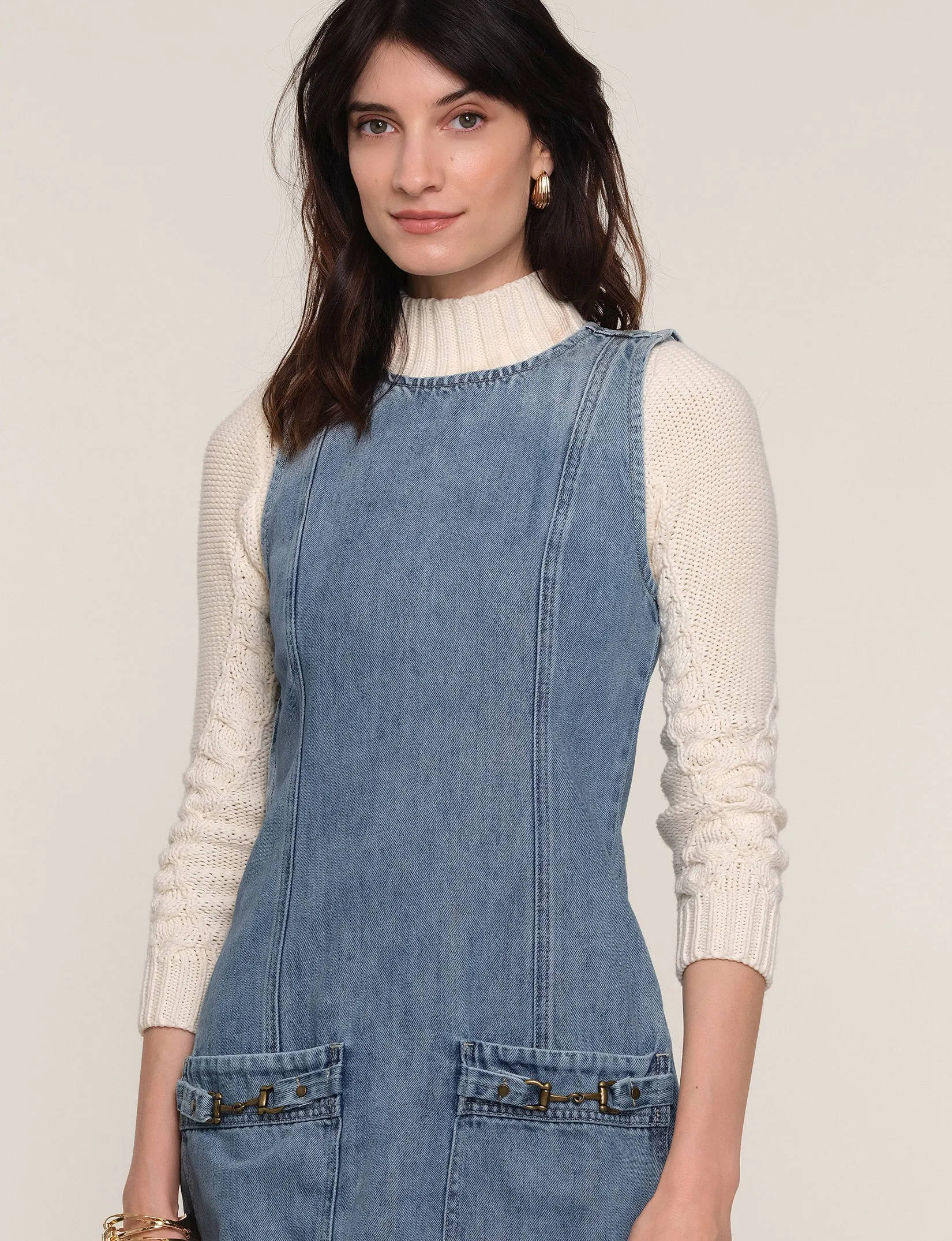 Chic Rhythm Elegant Outline ginny dress