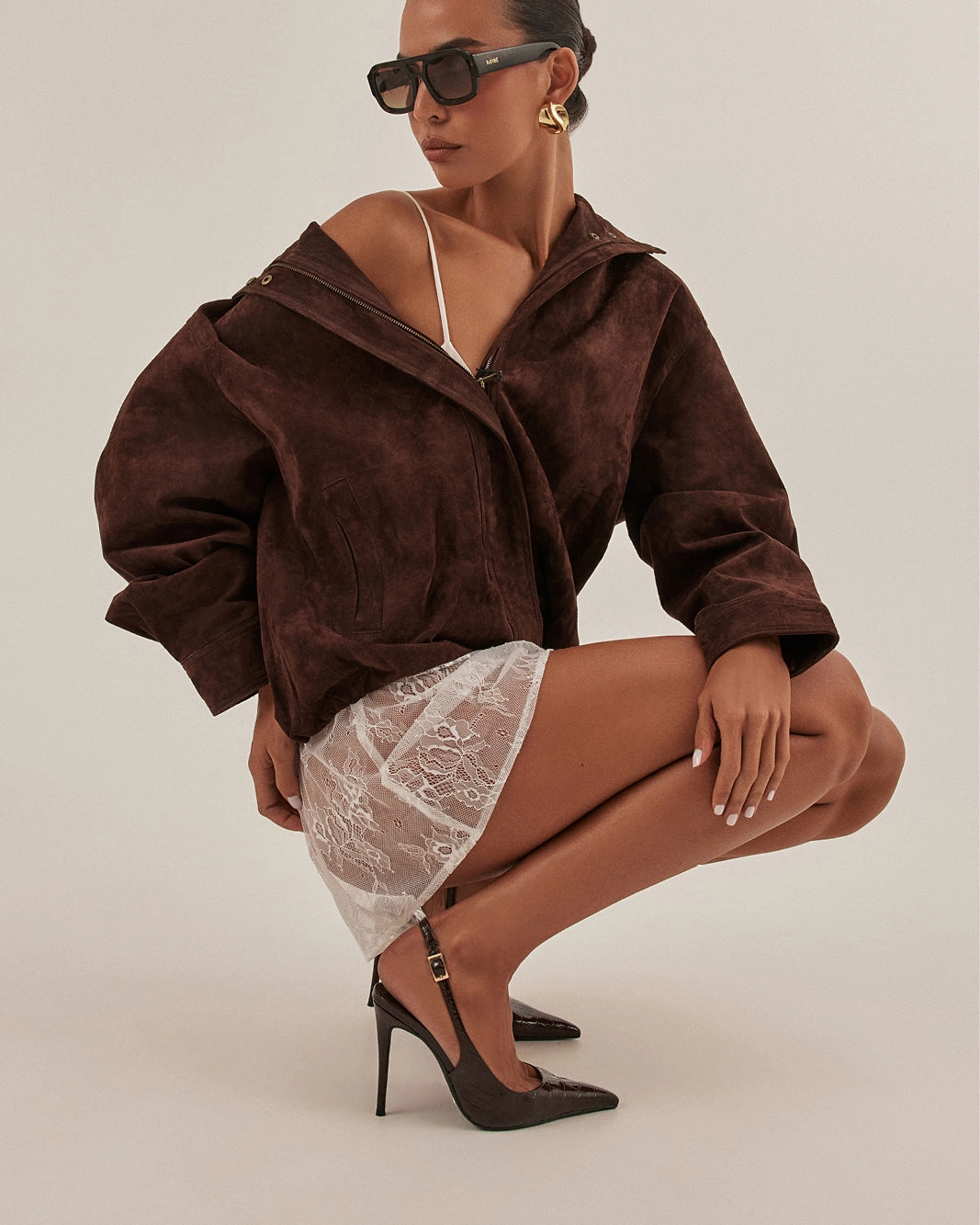 Flattering Walk GIOVINA - DARK CACAO PATENT CROC