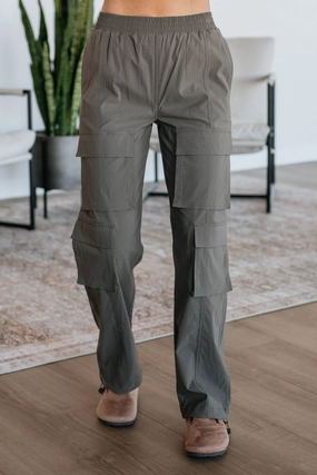 WrinkleFreeFabric Comfort Base Waylon Cargo Pants - Moss