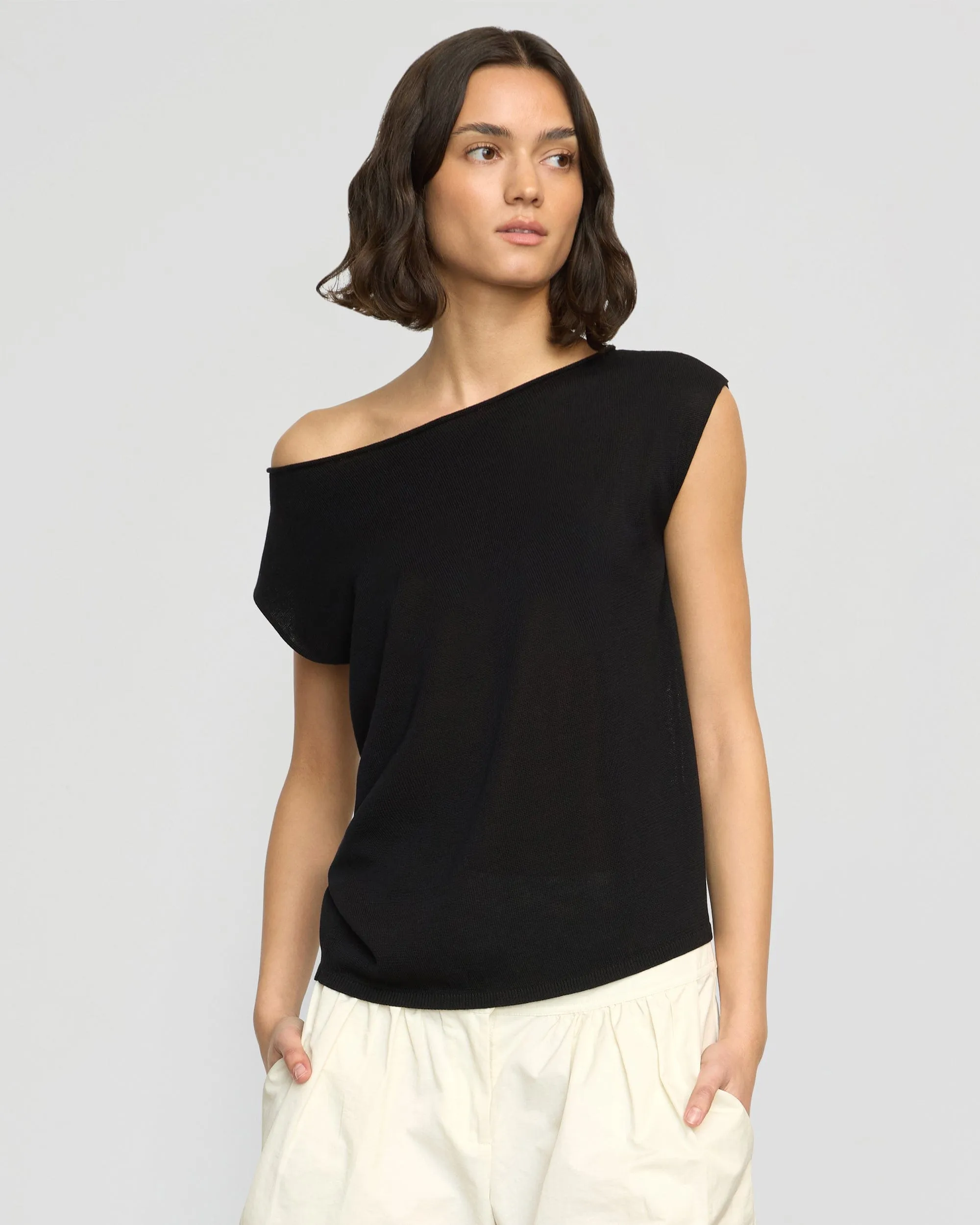 Hanna Off-Shoulder Tencel-Wool Top Moisture Wicking Fibers