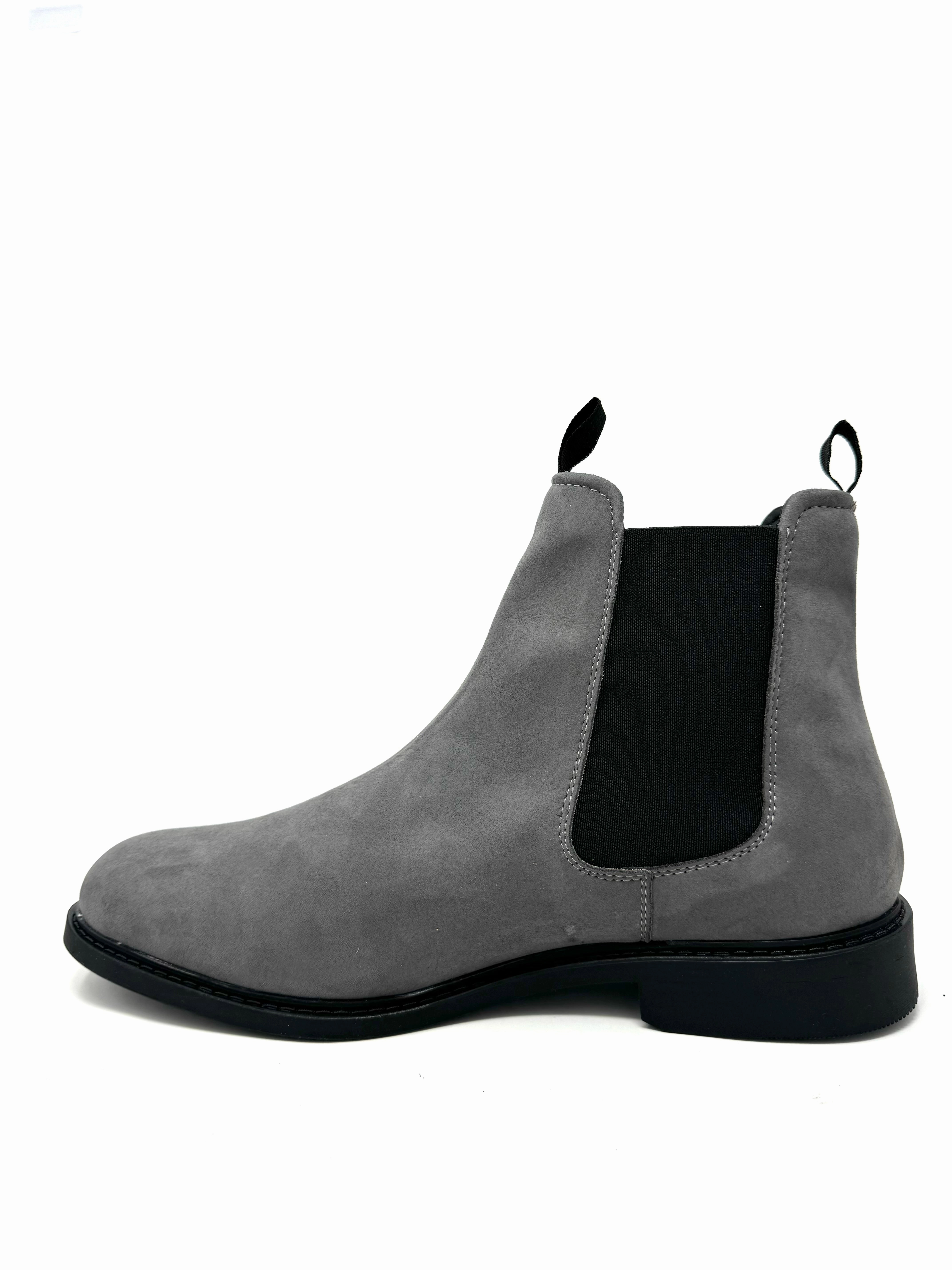 Padded Interior Snow Trekker Shear Warm Bruce Chelsea Boot in Grey Suede from Novacas