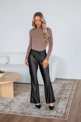 StretchMaterial Getting Glam Pants - Black