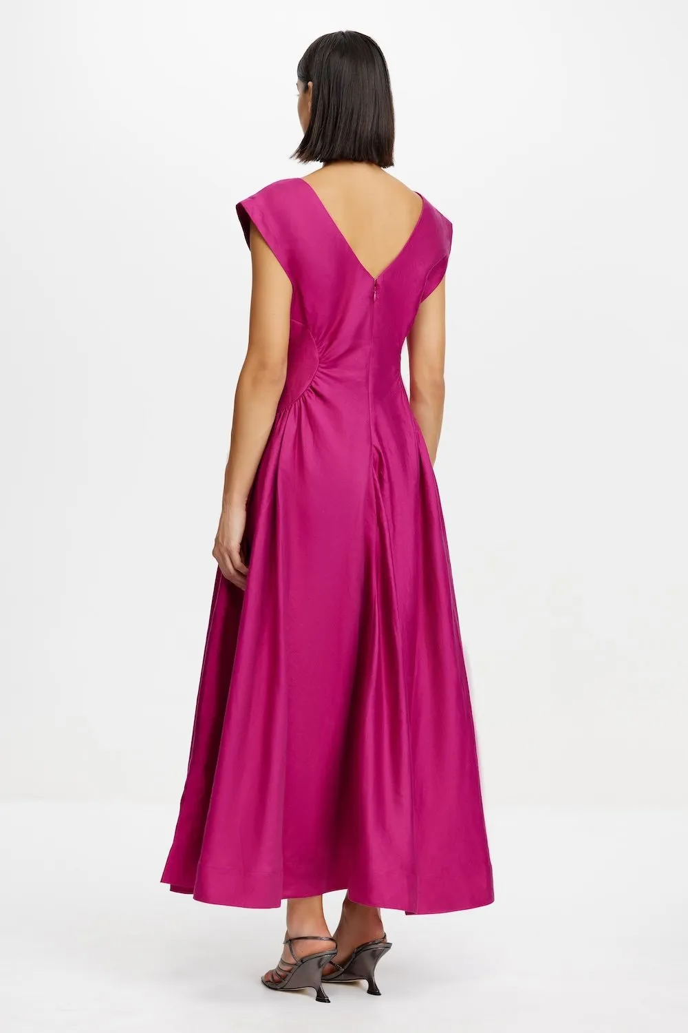 EMERY MIDI DRESS High-Fashion Classic A-line design