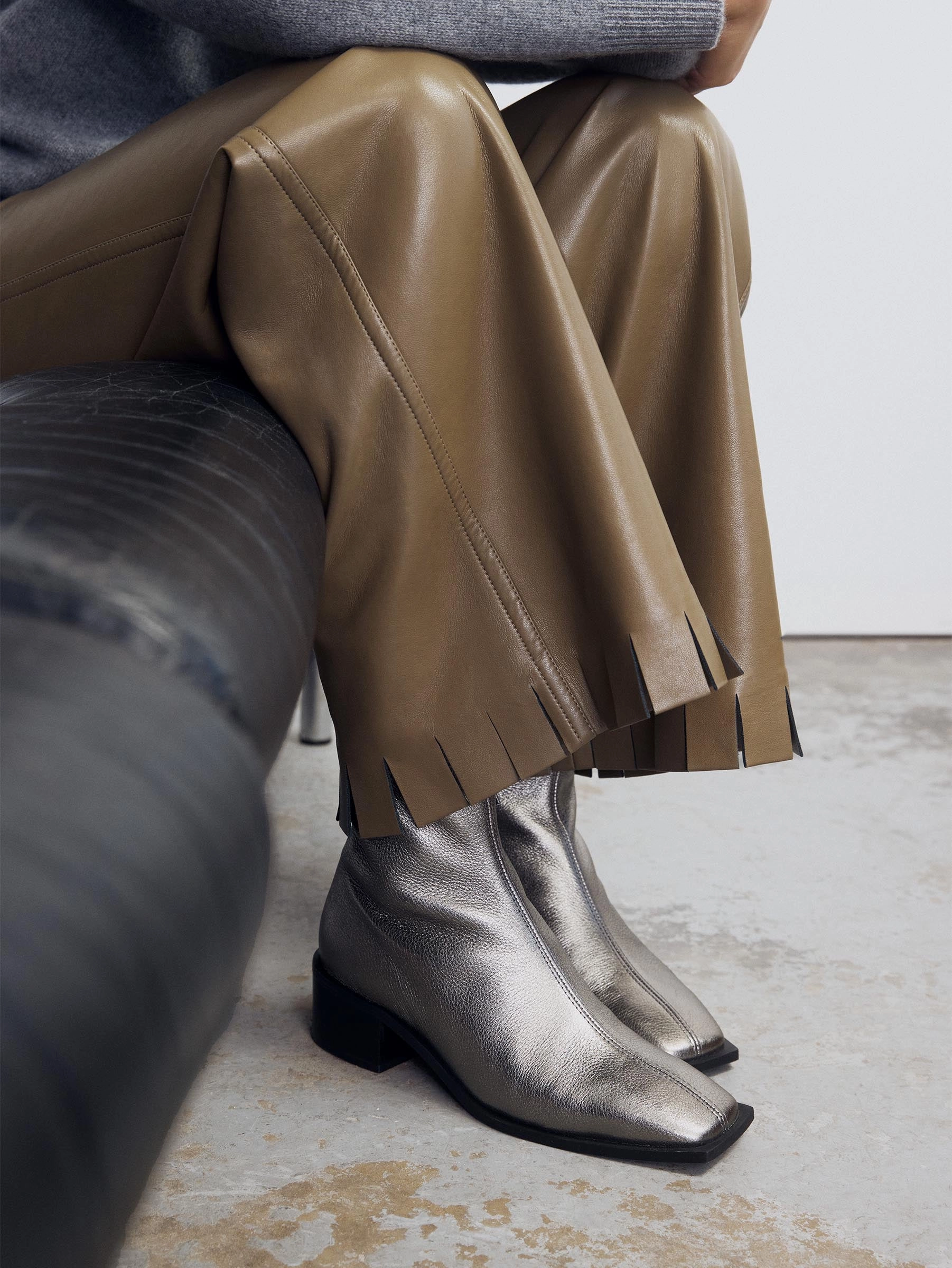 Arctic Cold Palma Silver Boot