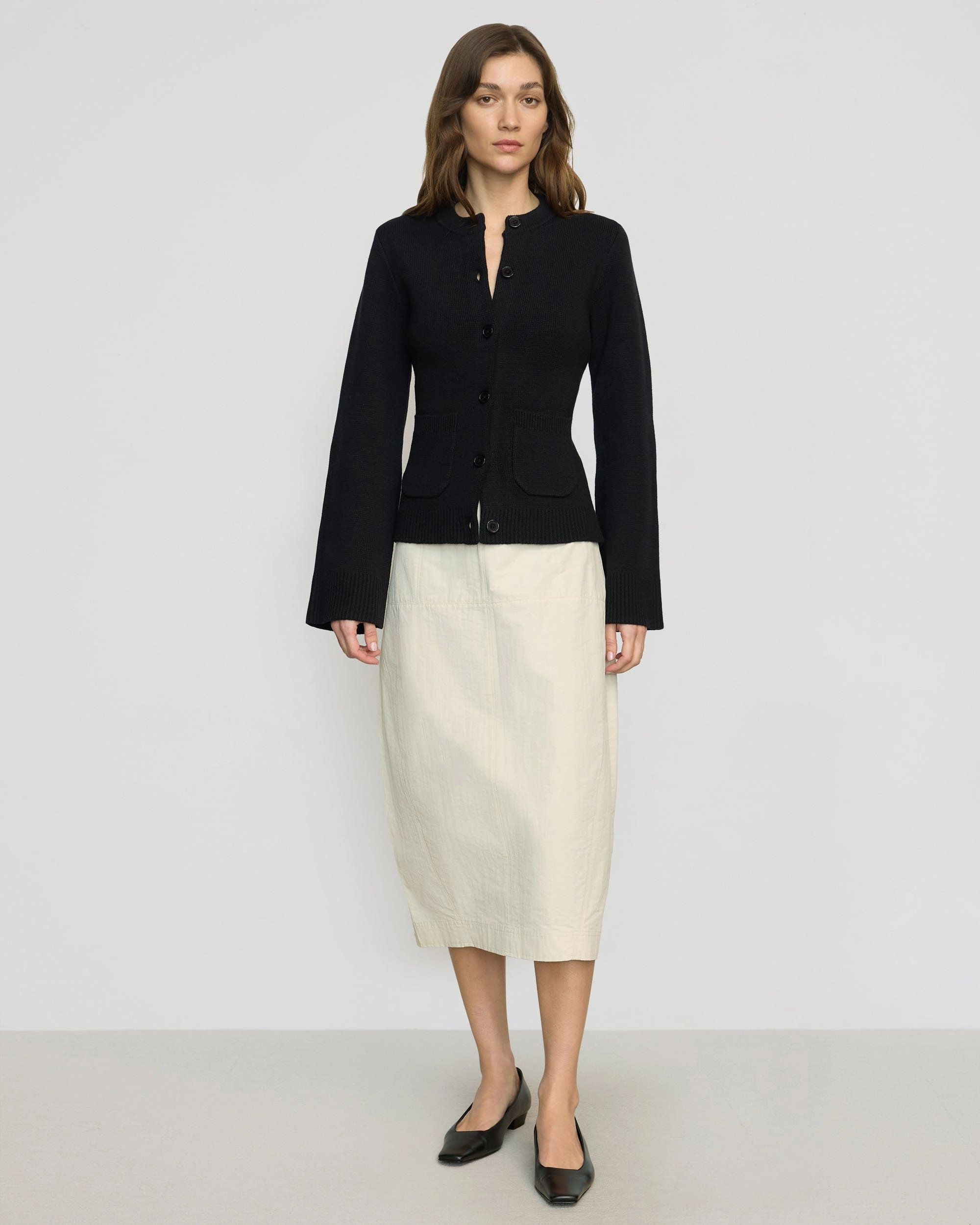 Calm Mood Jarmaine Back-Slit Barrel Skirt