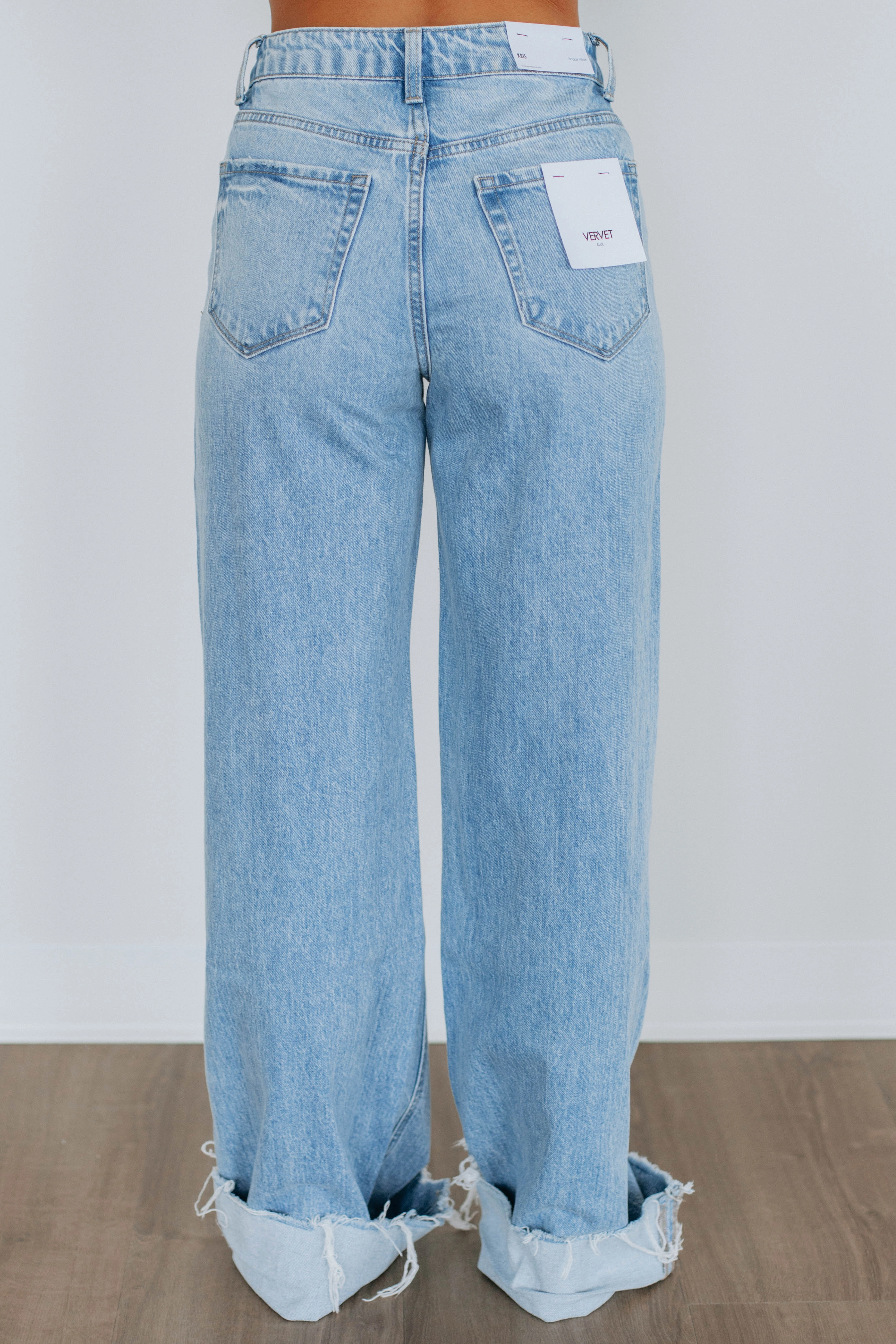 Softened Fabric Kris Vervet Jeans - Light Wash