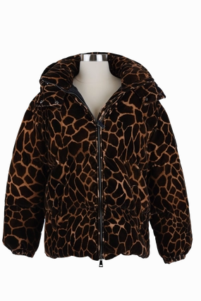 Soft Shell Material Timeless Fit Style Kundogi Giraffe Print Velvet Down Puffer Jacket