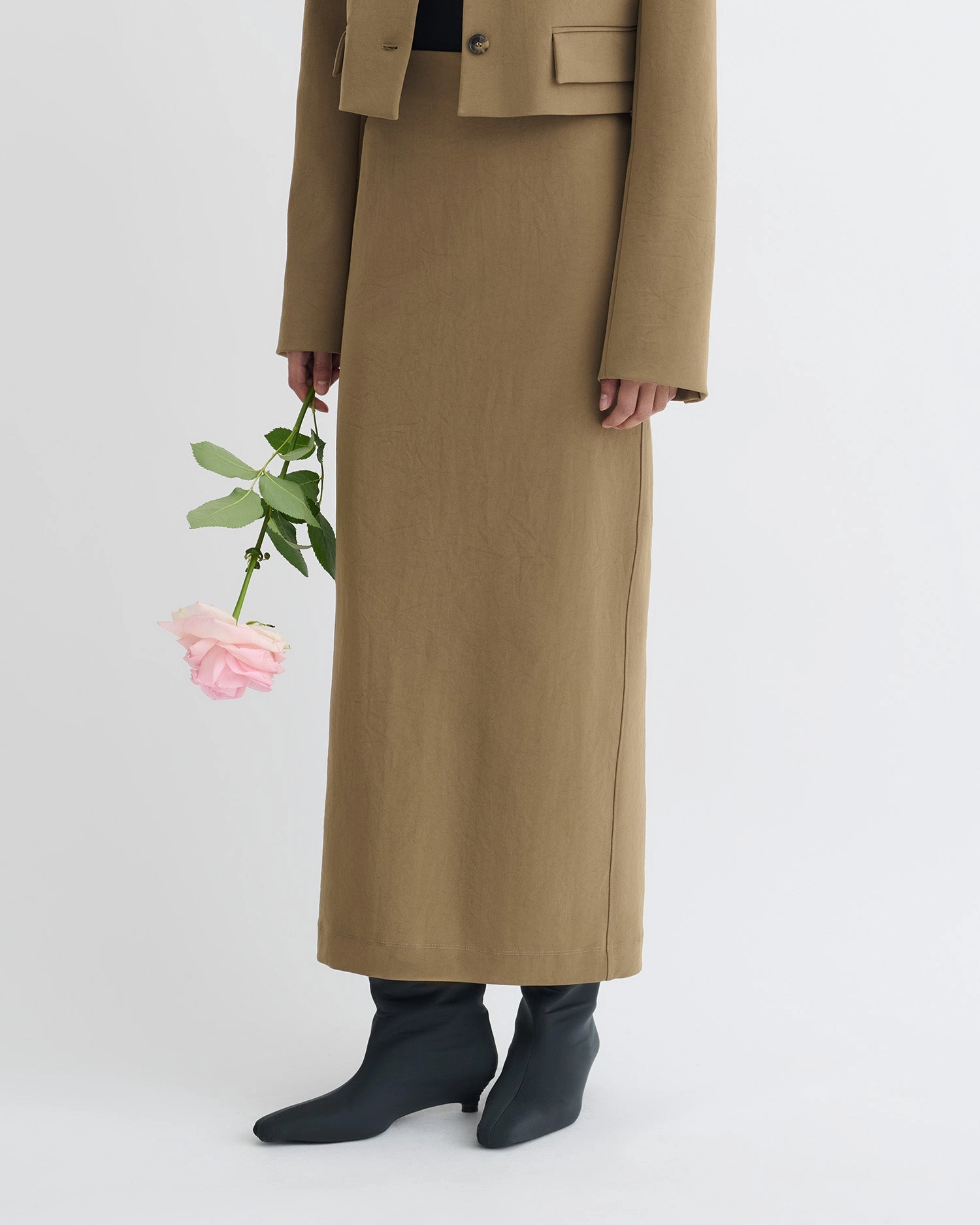 Nya - Paper Jersey Midi Skirt - Brown Edgy Look