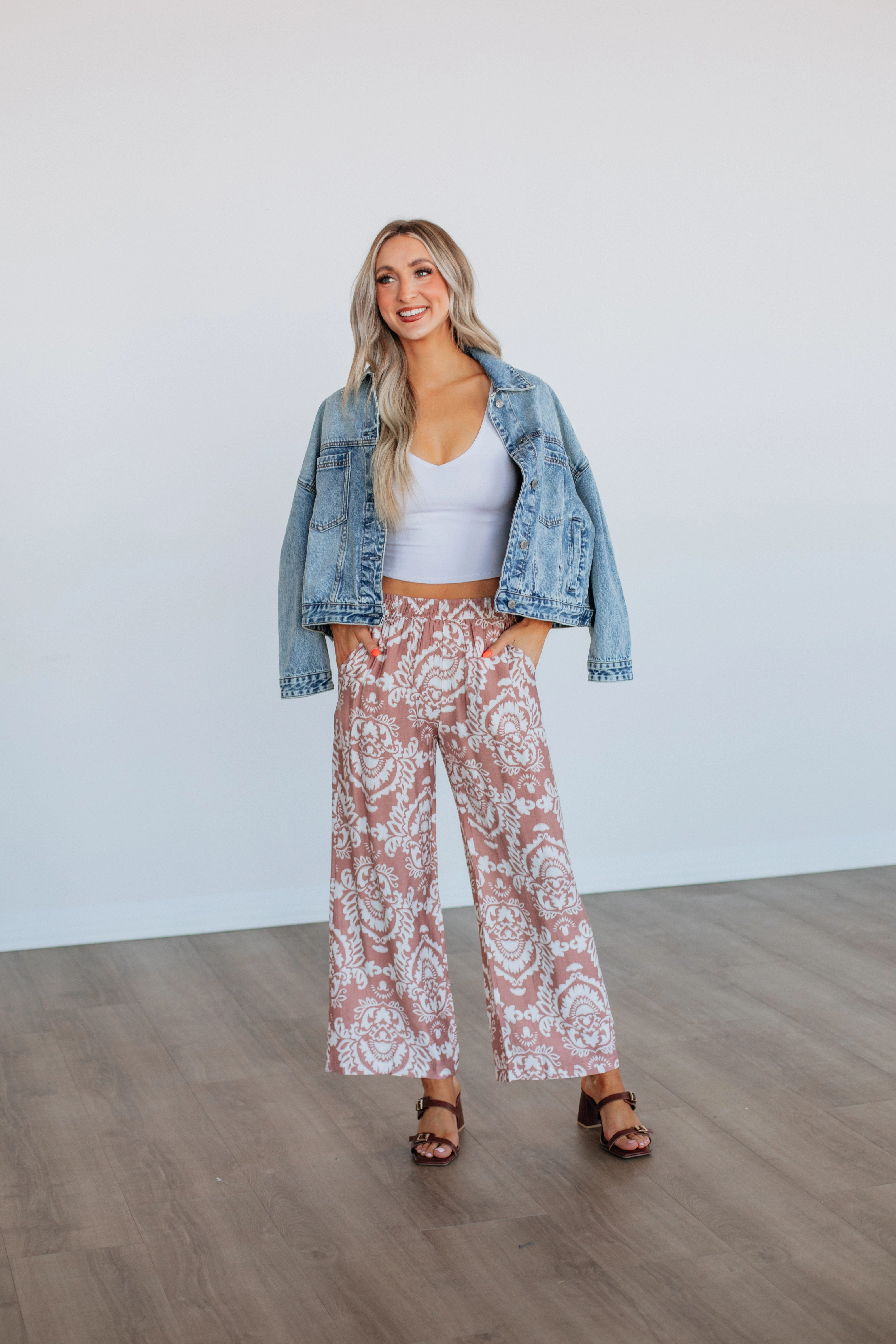 Seasonal Basic Karissa Wide Leg Pants
