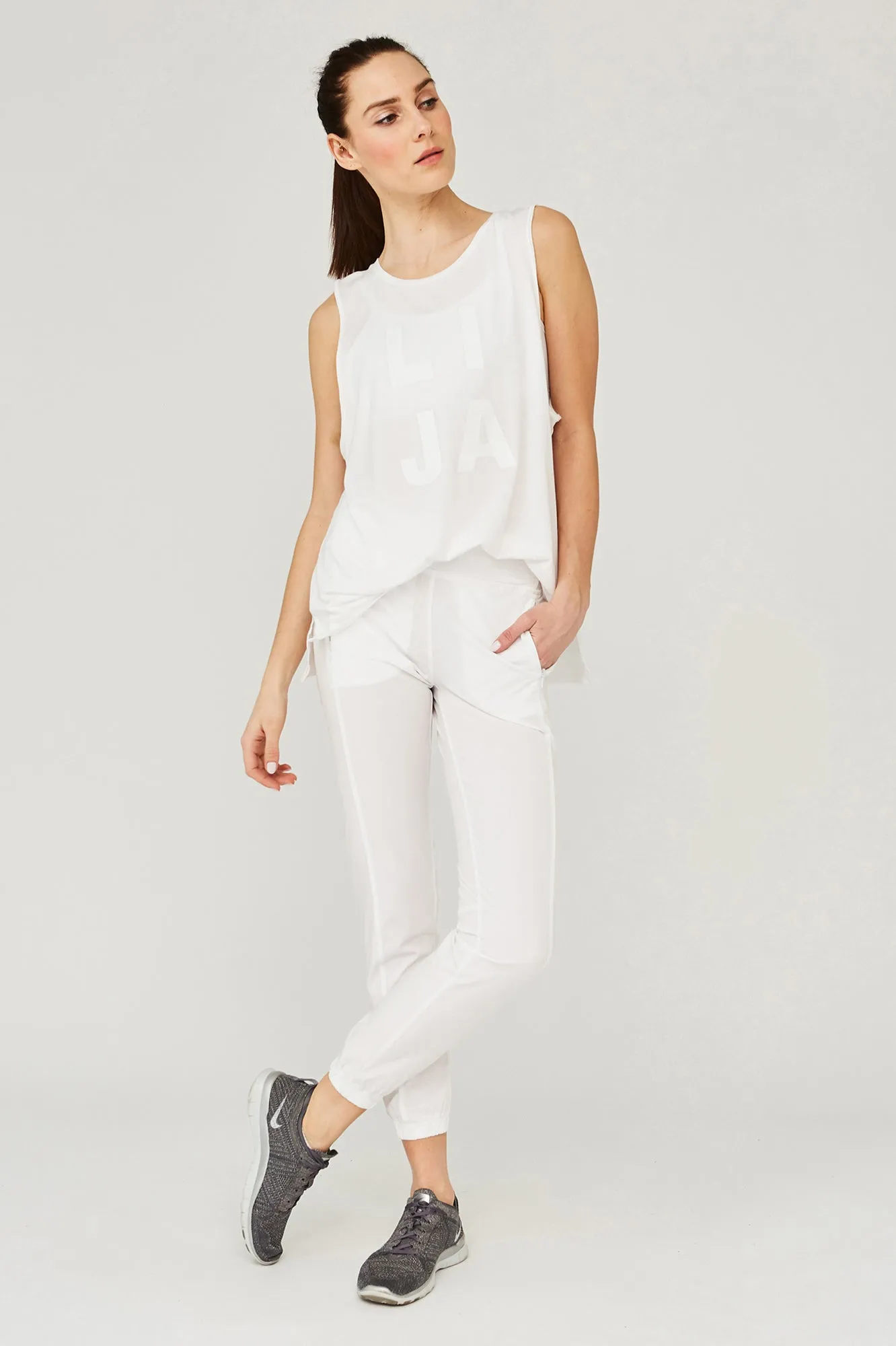 LIJA Muscle Tee - Final Sale Anti Static Material