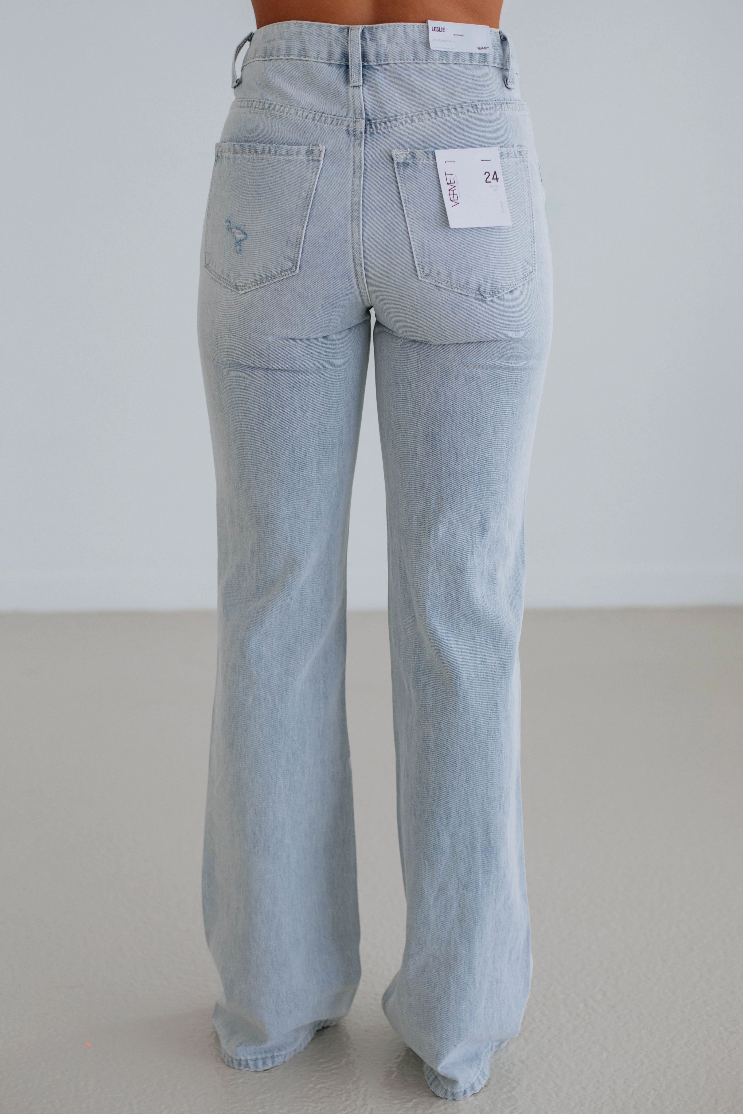 Outfit Ideas Leslie Vervet Jeans - Reckless