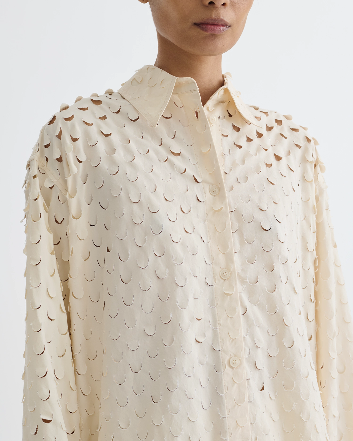 Aphea - Laser Cut Heavy Poplin Shirt - Creme Reinforced Collar