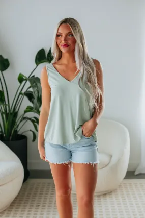 Linley Basic Tank - Light Sage Active Fresh