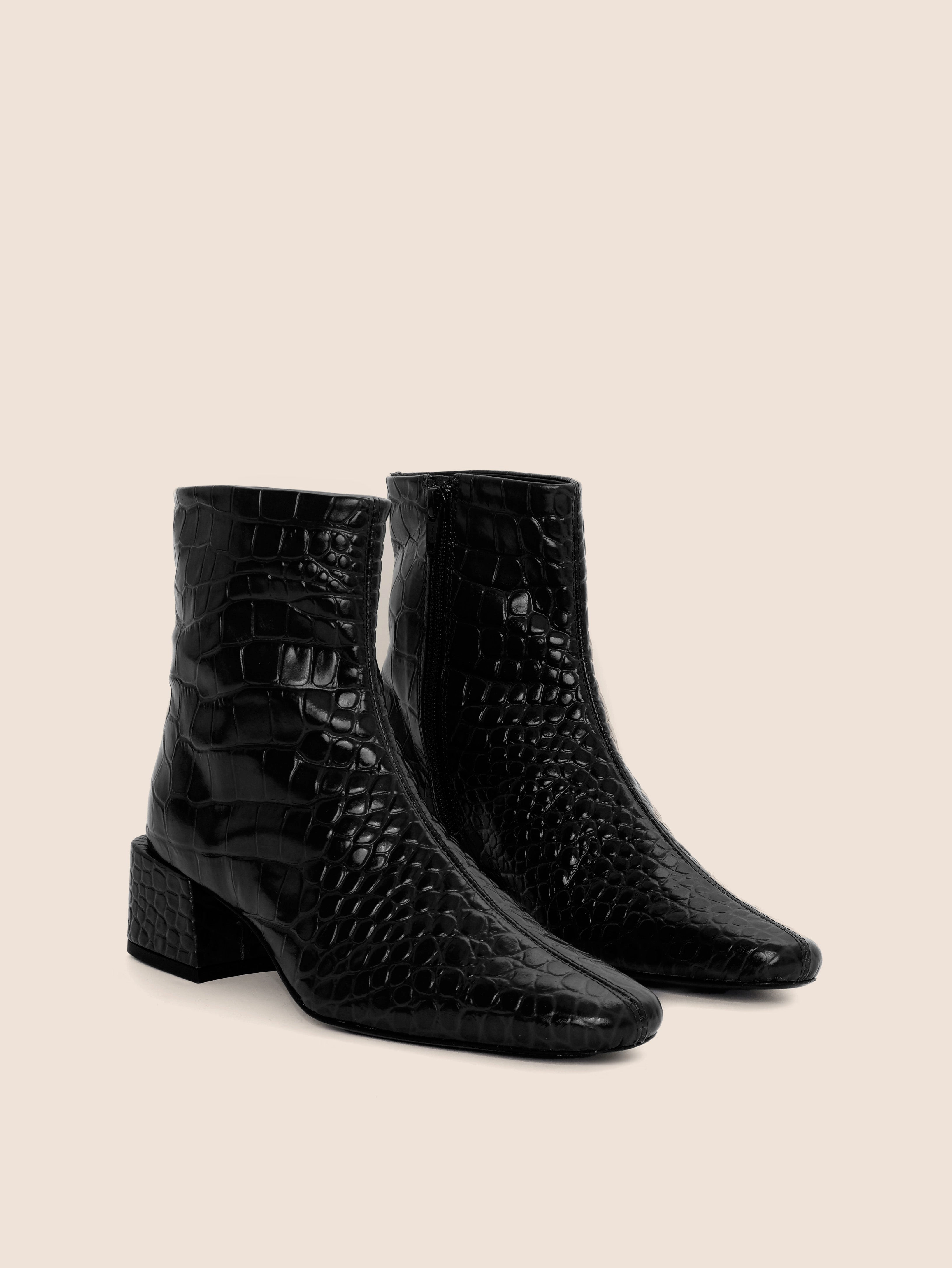 Noise free Shockproof Lisboa Black Croco Boot