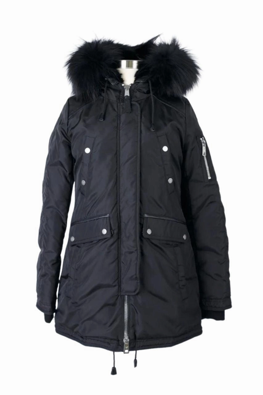 Practical Everyday Fit Non Restrictive Silhouette Long Puffer Jacket