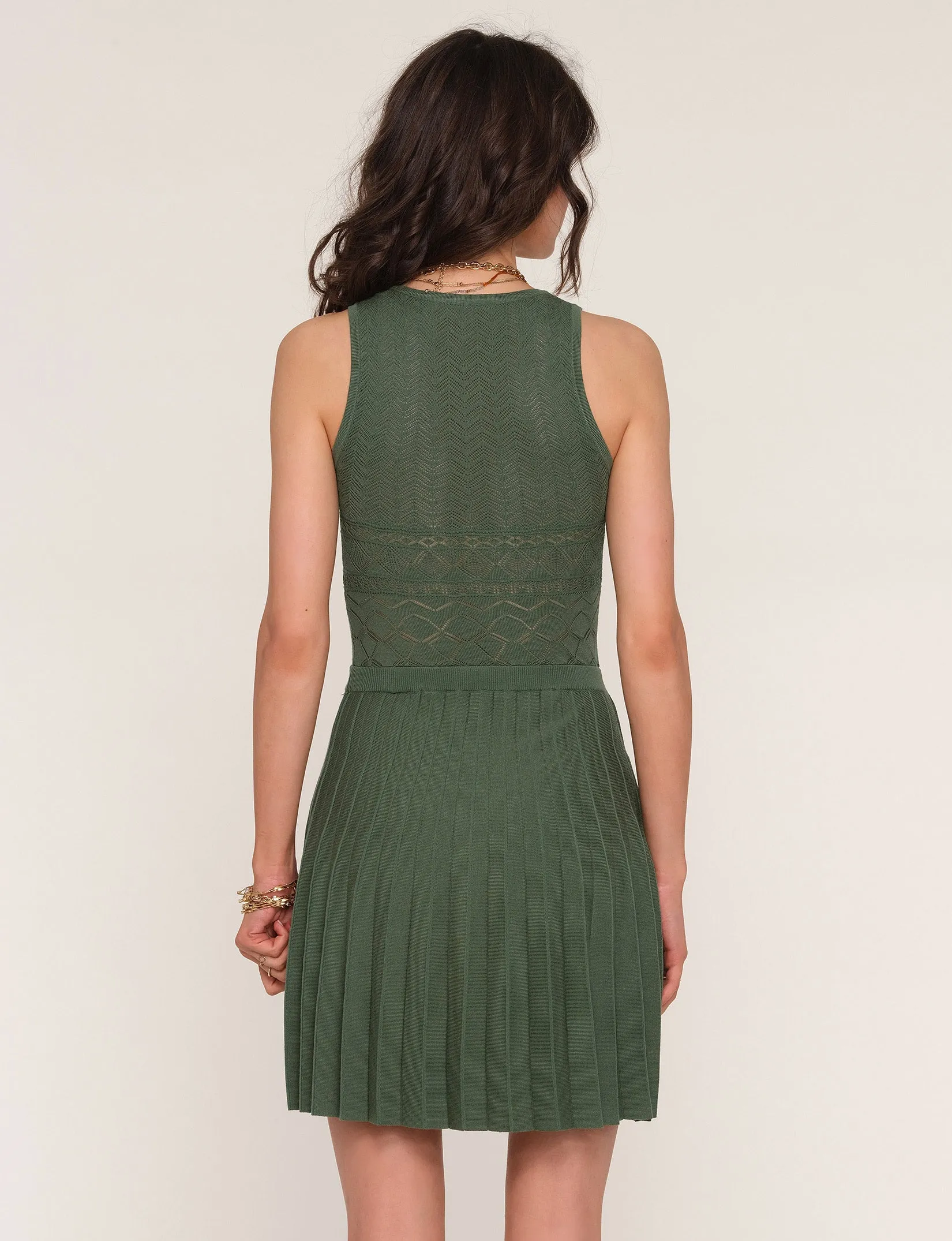 Lucky Dress Linen Soft Refined Cut